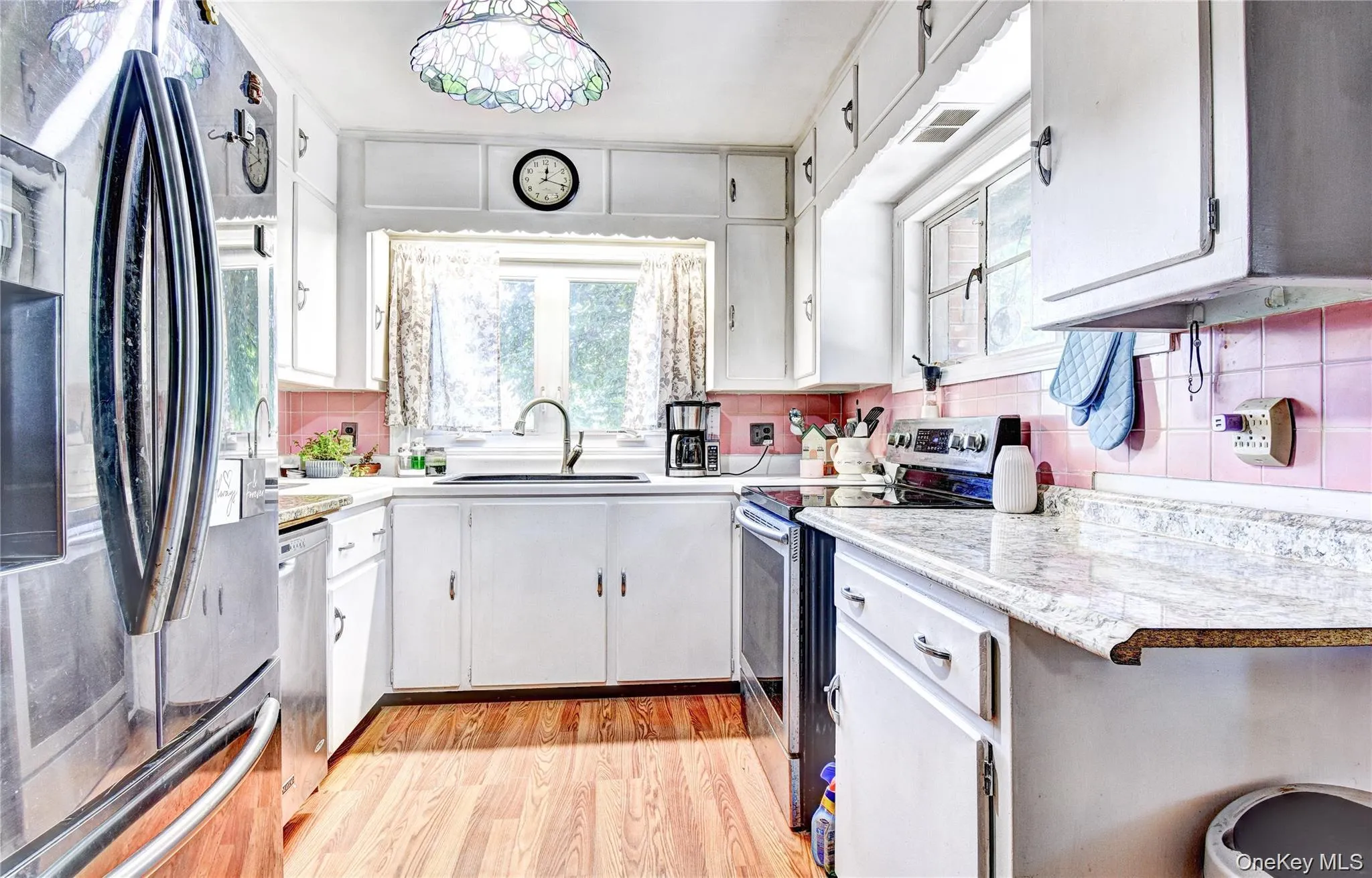 120 Route 17K, Newburgh (town), NY, 2 Bedrooms Bedrooms, 6 Rooms Rooms,1 BathroomBathrooms,Residential,For Rent,Route 17K,0,1032871 120 Route 17K, Newburgh (town), NY, 2 Bedrooms Bedrooms, 6 Rooms Rooms,1 BathroomBathrooms,Residential,For Rent,Route 17K,0,1032871