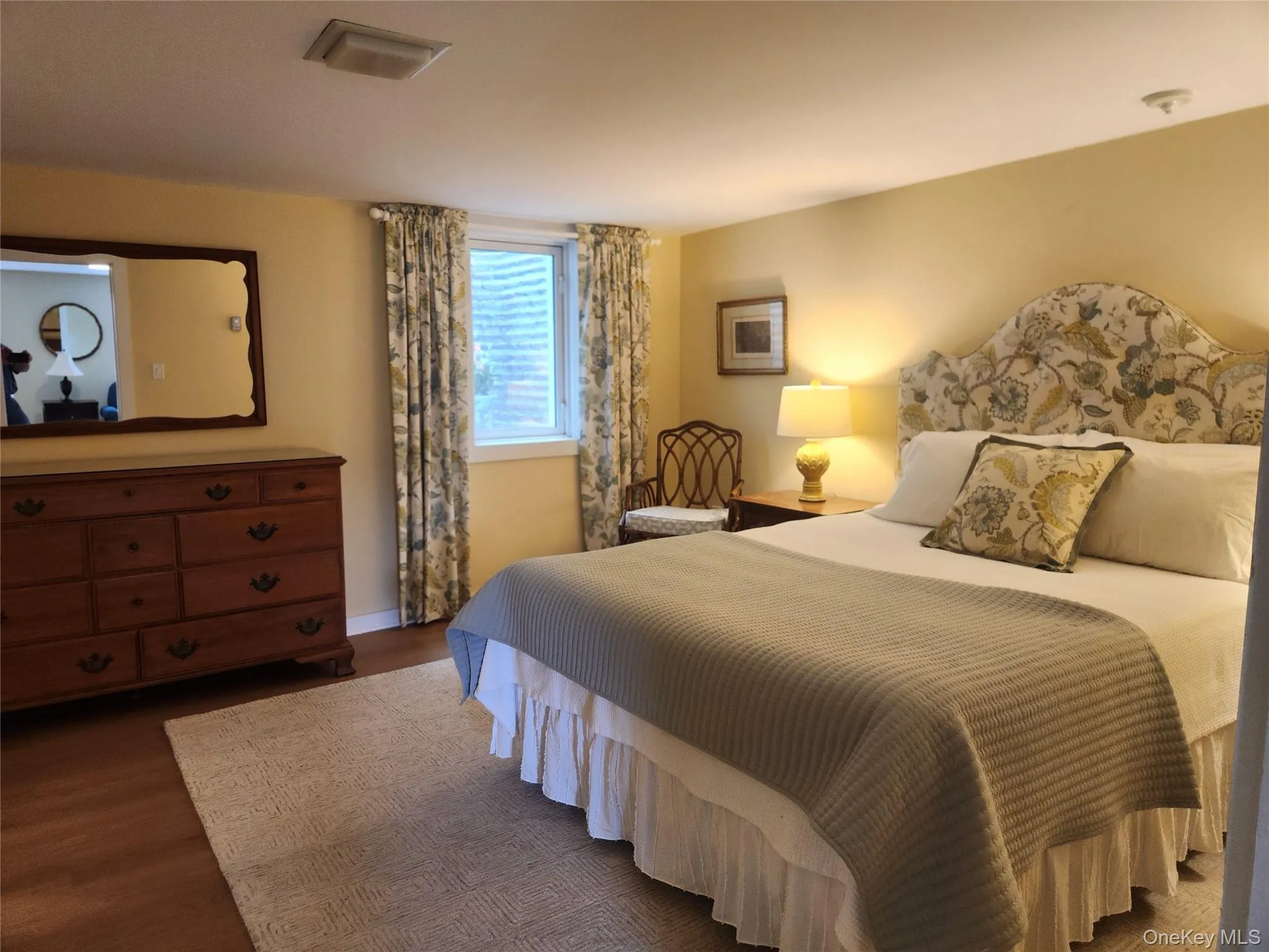 29 Cherry Street, Red Hook, NY, 1 Bedroom Bedrooms, 4 Rooms Rooms,1 BathroomBathrooms,Residential Lease,For Rent,Cherry,0,1032878 29 Cherry Street, Red Hook, NY, 1 Bedroom Bedrooms, 4 Rooms Rooms,1 BathroomBathrooms,Residential Lease,For Rent,Cherry,0,1032878