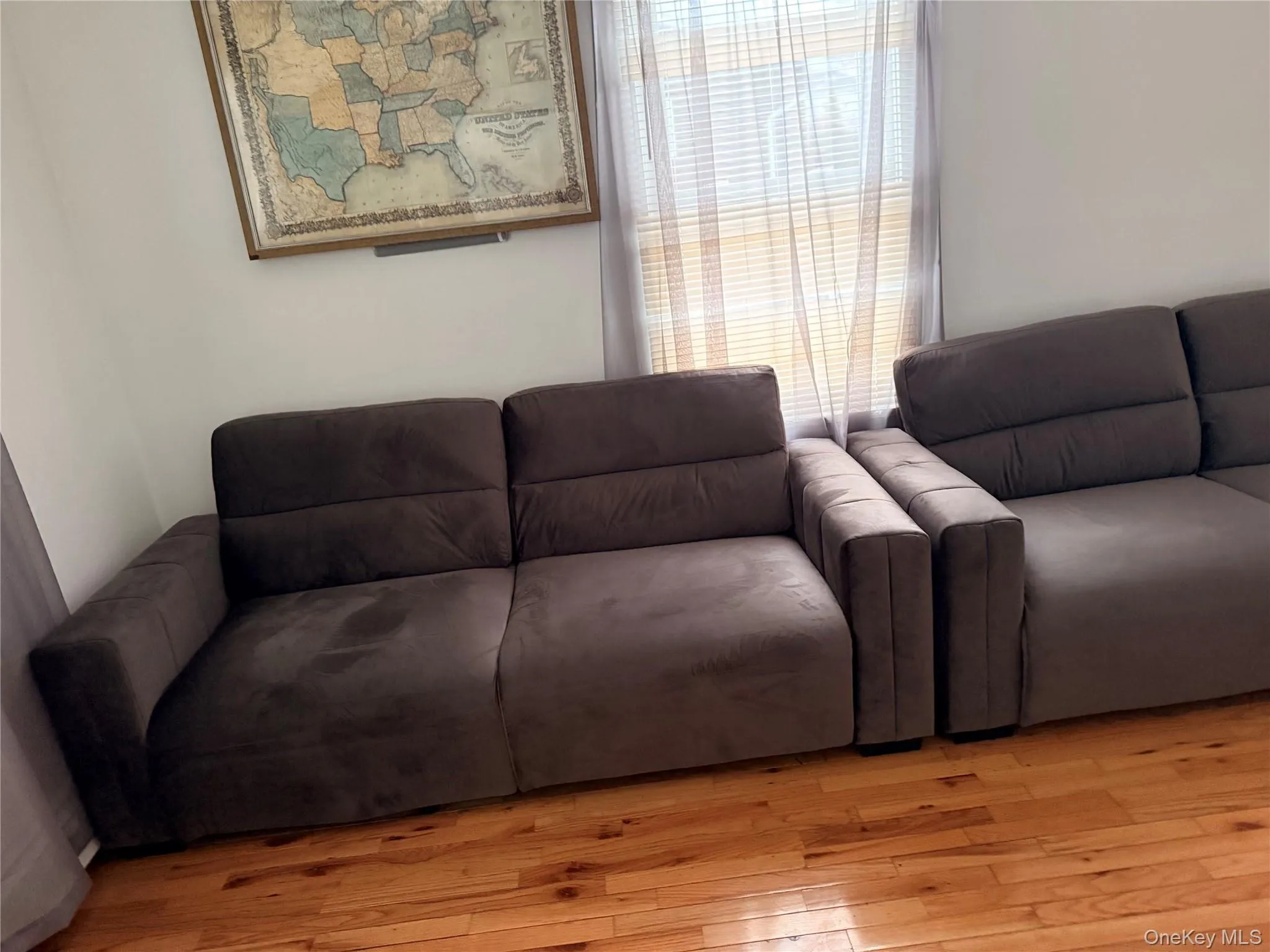 116 Winthrop Avenue, Greenburgh, NY, 3 Bedrooms Bedrooms, 5 Rooms Rooms,1 BathroomBathrooms,Residential Lease,For Rent,Winthrop,0,1032884 116 Winthrop Avenue, Greenburgh, NY, 3 Bedrooms Bedrooms, 5 Rooms Rooms,1 BathroomBathrooms,Residential Lease,For Rent,Winthrop,0,1032884