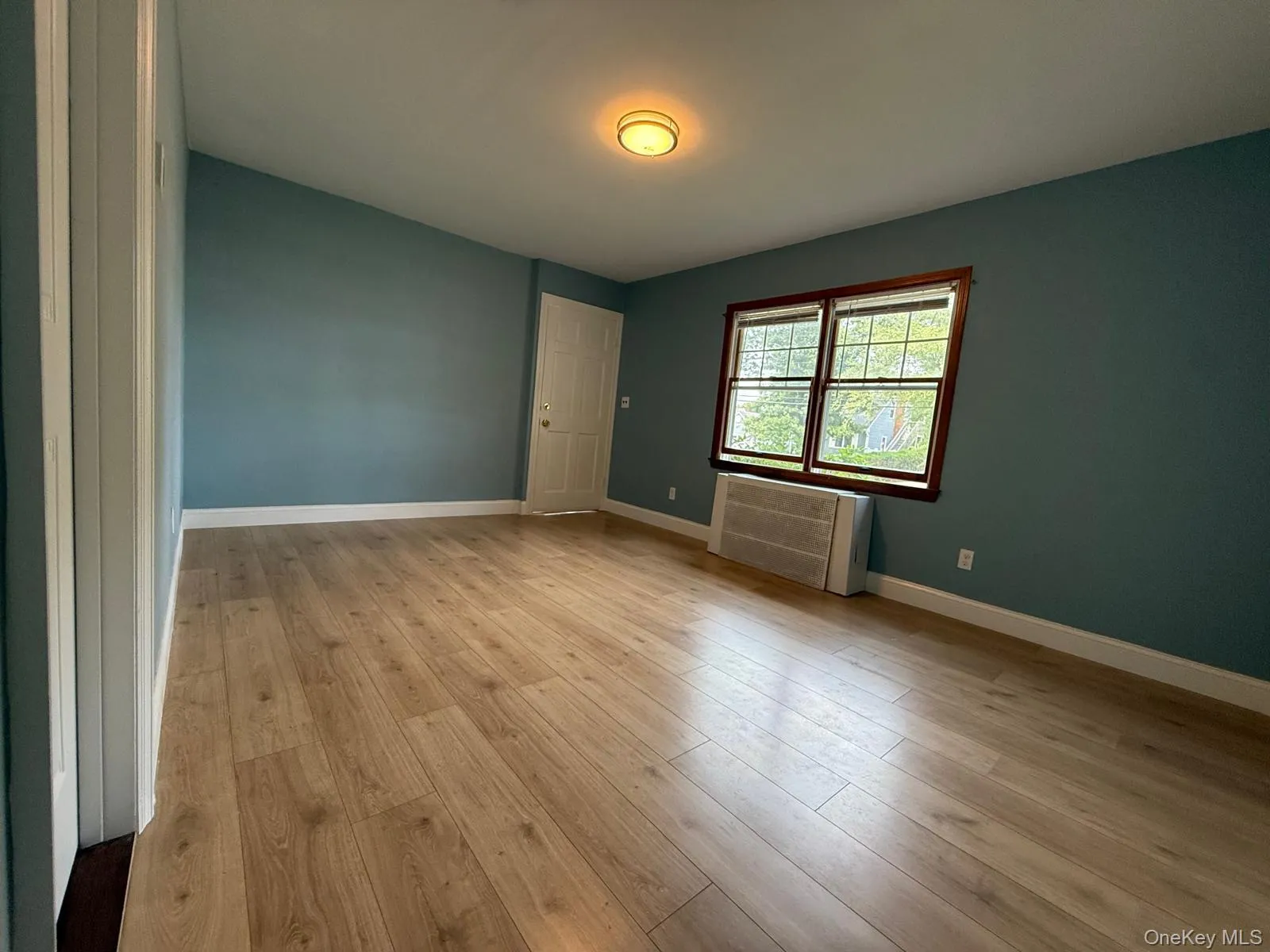 375 3rd Street, Babylon, NY, 2 Bedrooms Bedrooms, 5 Rooms Rooms,1 BathroomBathrooms,Residential Lease,For Rent,3rd,0,1032886 375 3rd Street, Babylon, NY, 2 Bedrooms Bedrooms, 5 Rooms Rooms,1 BathroomBathrooms,Residential Lease,For Rent,3rd,0,1032886