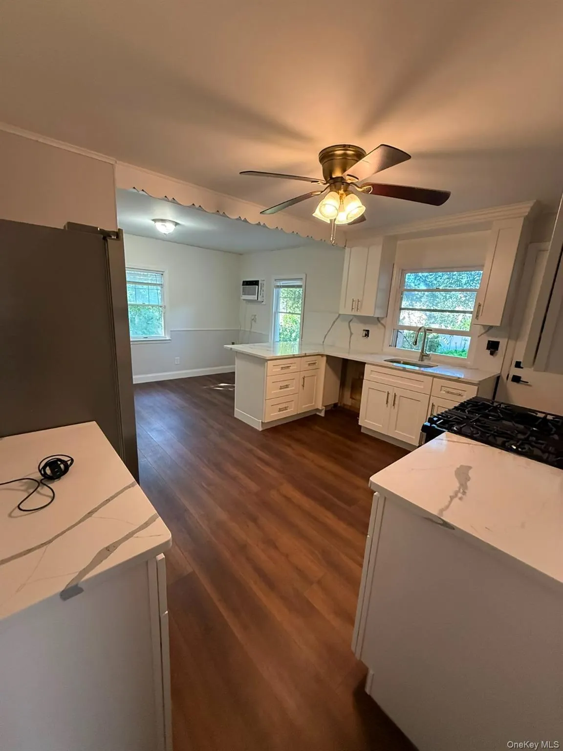 375 3rd Street, Babylon, NY, 2 Bedrooms Bedrooms, 5 Rooms Rooms,1 BathroomBathrooms,Residential Lease,For Rent,3rd,0,1032886 375 3rd Street, Babylon, NY, 2 Bedrooms Bedrooms, 5 Rooms Rooms,1 BathroomBathrooms,Residential Lease,For Rent,3rd,0,1032886