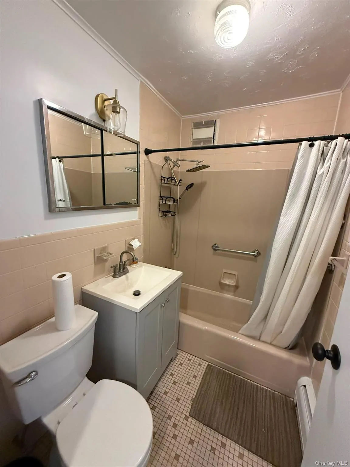 375 3rd Street, Babylon, NY, 2 Bedrooms Bedrooms, 5 Rooms Rooms,1 BathroomBathrooms,Residential Lease,For Rent,3rd,0,1032886 375 3rd Street, Babylon, NY, 2 Bedrooms Bedrooms, 5 Rooms Rooms,1 BathroomBathrooms,Residential Lease,For Rent,3rd,0,1032886