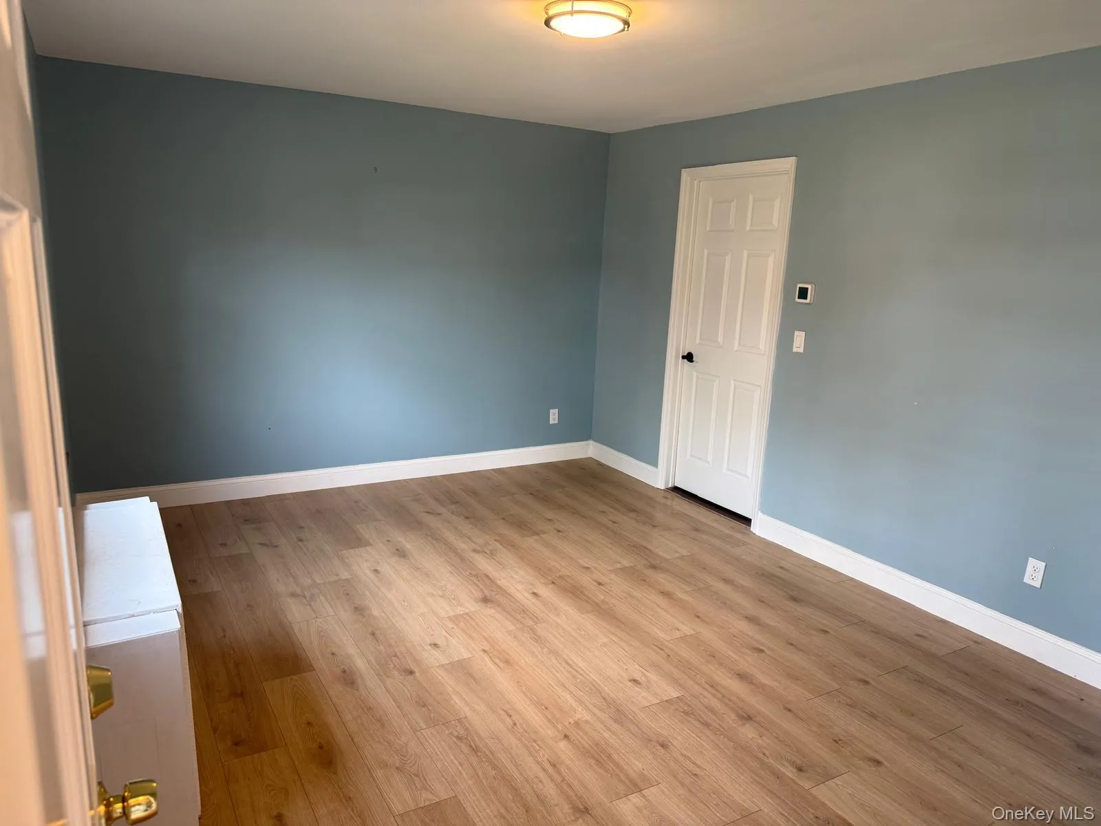 375 3rd Street, Babylon, NY, 2 Bedrooms Bedrooms, 5 Rooms Rooms,1 BathroomBathrooms,Residential Lease,For Rent,3rd,0,1032886 375 3rd Street, Babylon, NY, 2 Bedrooms Bedrooms, 5 Rooms Rooms,1 BathroomBathrooms,Residential Lease,For Rent,3rd,0,1032886