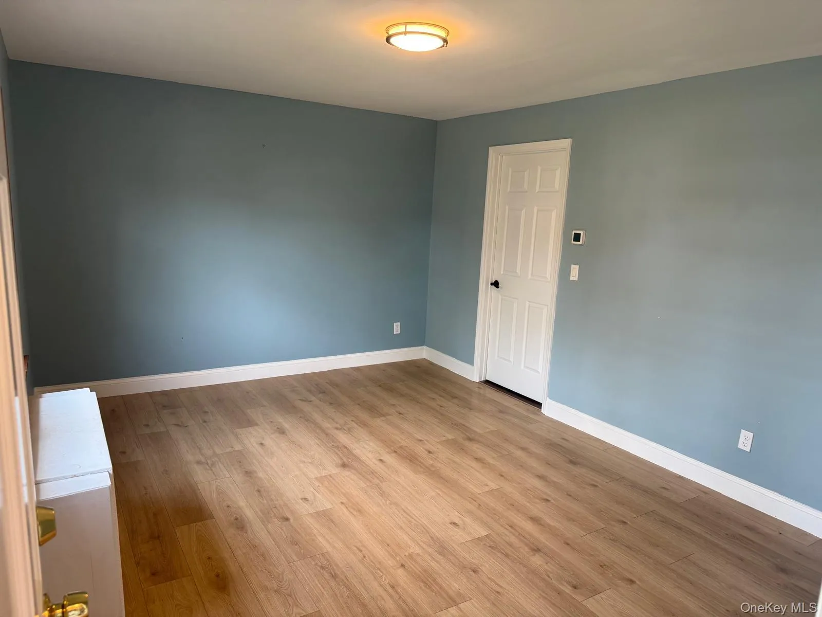 375 3rd Street, Babylon, NY, 2 Bedrooms Bedrooms, 5 Rooms Rooms,1 BathroomBathrooms,Residential Lease,For Rent,3rd,0,1032886 375 3rd Street, Babylon, NY, 2 Bedrooms Bedrooms, 5 Rooms Rooms,1 BathroomBathrooms,Residential Lease,For Rent,3rd,0,1032886