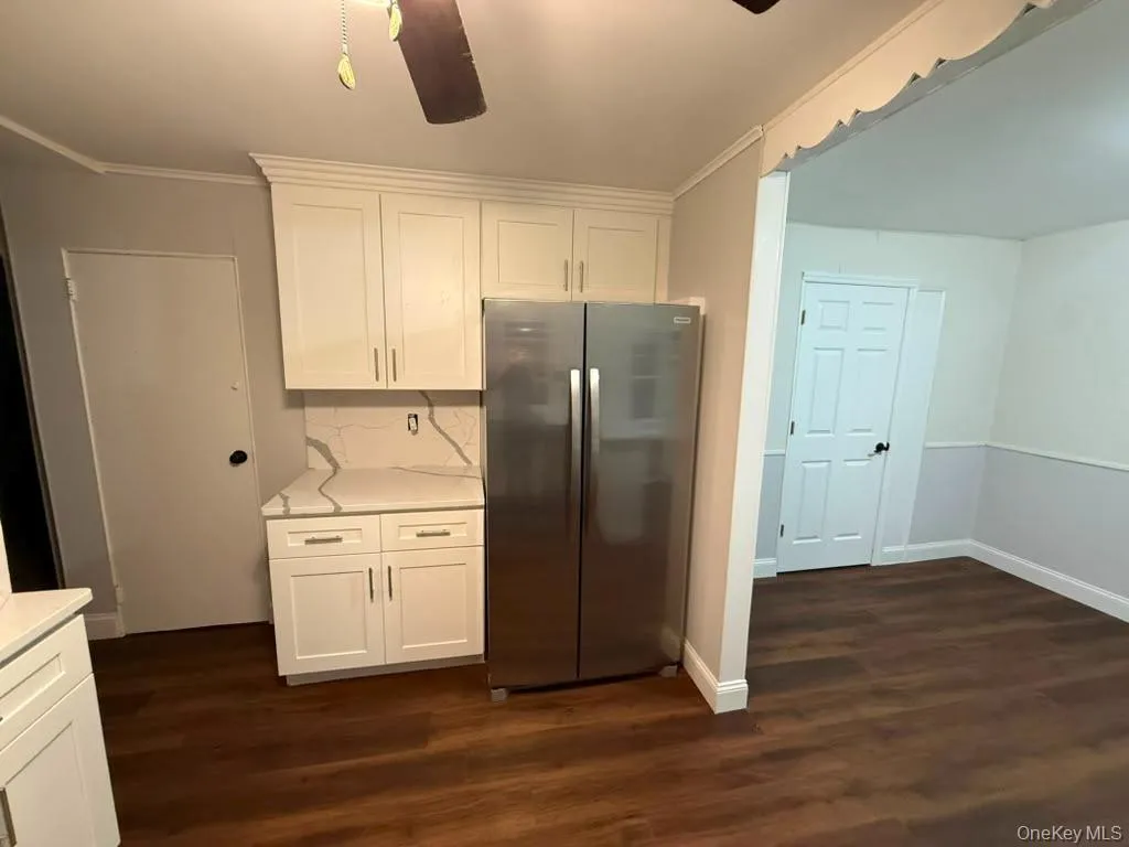 375 3rd Street, Babylon, NY, 2 Bedrooms Bedrooms, 5 Rooms Rooms,1 BathroomBathrooms,Residential Lease,For Rent,3rd,0,1032886 375 3rd Street, Babylon, NY, 2 Bedrooms Bedrooms, 5 Rooms Rooms,1 BathroomBathrooms,Residential Lease,For Rent,3rd,0,1032886