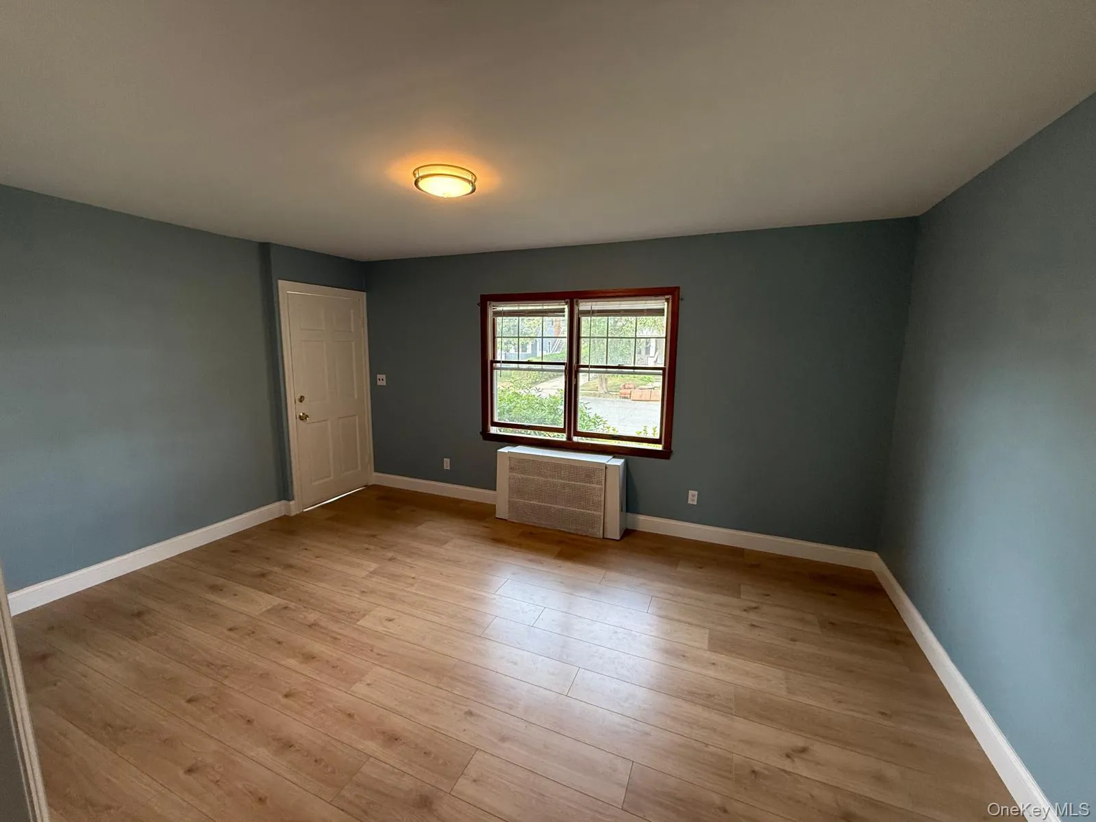 375 3rd Street, Babylon, NY, 2 Bedrooms Bedrooms, 5 Rooms Rooms,1 BathroomBathrooms,Residential Lease,For Rent,3rd,0,1032886 375 3rd Street, Babylon, NY, 2 Bedrooms Bedrooms, 5 Rooms Rooms,1 BathroomBathrooms,Residential Lease,For Rent,3rd,0,1032886