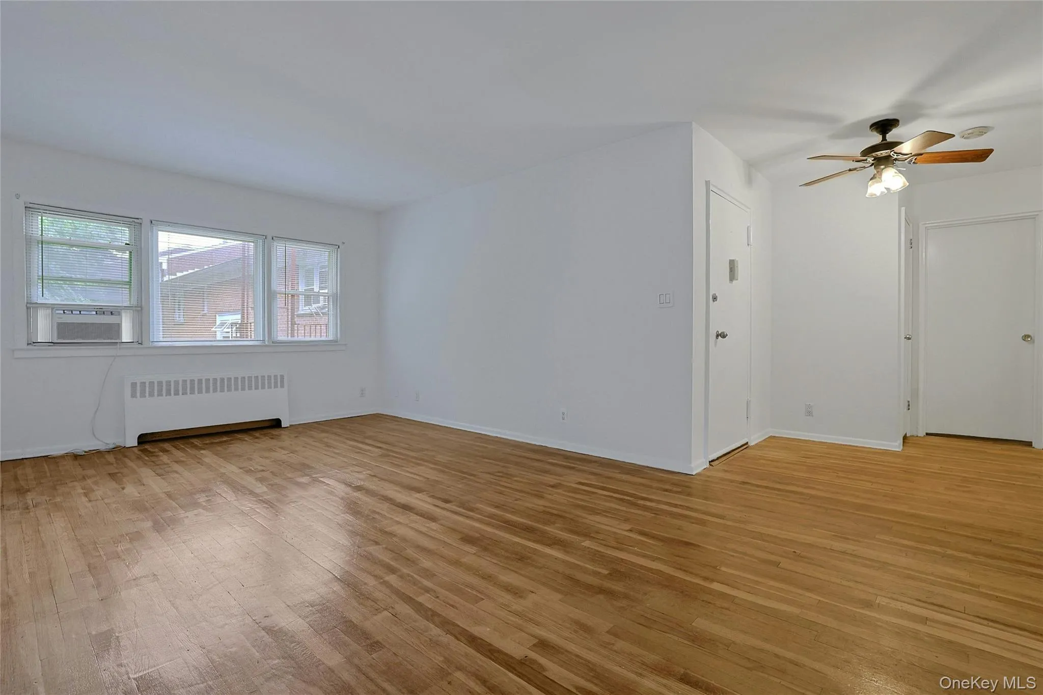 140 Broadway, Greenburgh, NY, 1 Bedroom Bedrooms, 4 Rooms Rooms,1 BathroomBathrooms,Residential,For Rent,Broadway,0,1032887 140 Broadway, Greenburgh, NY, 1 Bedroom Bedrooms, 4 Rooms Rooms,1 BathroomBathrooms,Residential,For Rent,Broadway,0,1032887