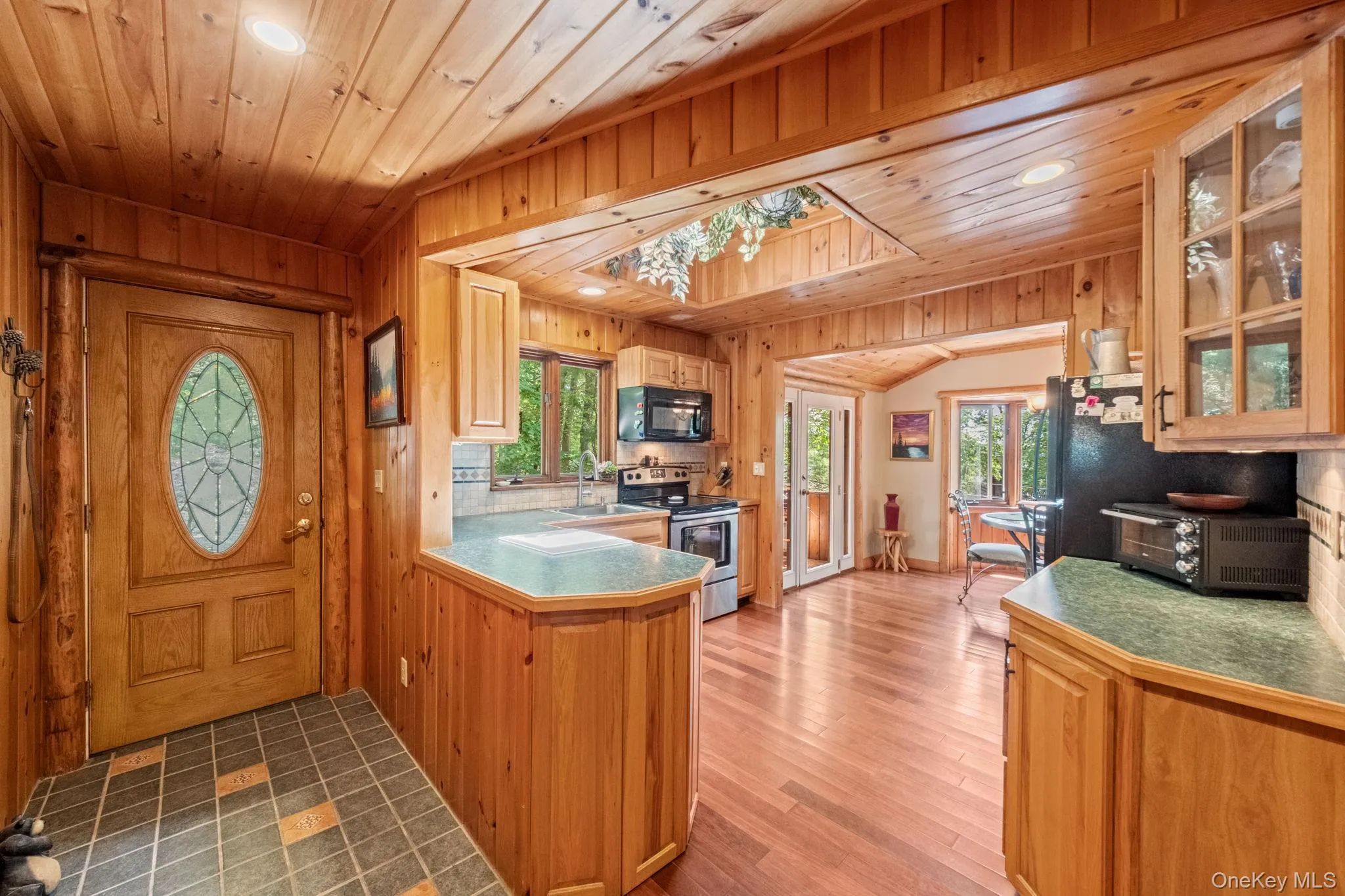 109 Canal Road, Thompson, NY, 3 Bedrooms Bedrooms, 6 Rooms Rooms,2 BathroomsBathrooms,Residential,For Rent,Canal,0,1032890 109 Canal Road, Thompson, NY, 3 Bedrooms Bedrooms, 6 Rooms Rooms,2 BathroomsBathrooms,Residential,For Rent,Canal,0,1032890