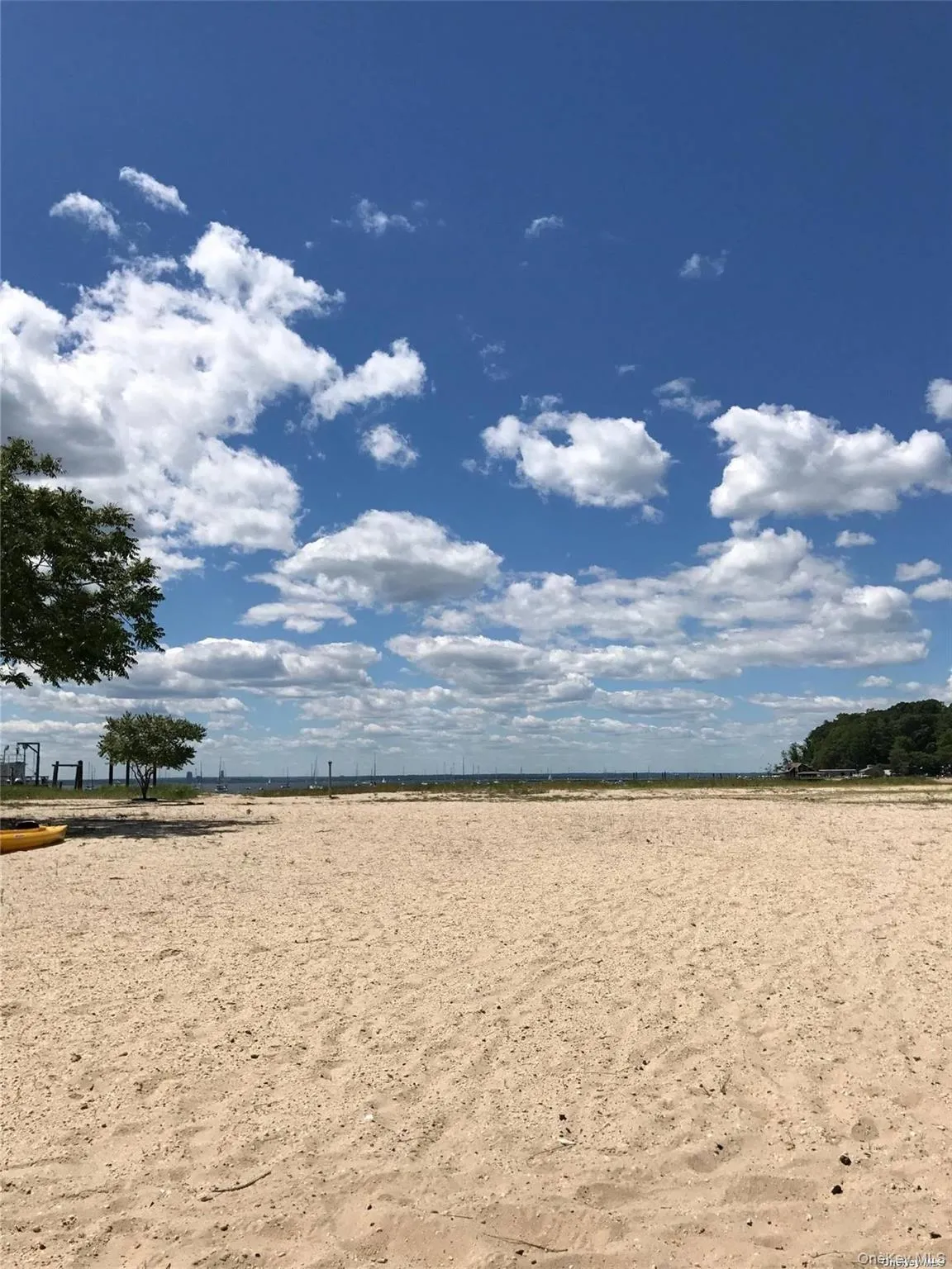 18 Shore Road, Oyster Bay, NY, 2 Bedrooms Bedrooms, 6 Rooms Rooms,1 BathroomBathrooms,Residential Lease,For Rent,Shore,0,1032894 18 Shore Road, Oyster Bay, NY, 2 Bedrooms Bedrooms, 6 Rooms Rooms,1 BathroomBathrooms,Residential Lease,For Rent,Shore,0,1032894