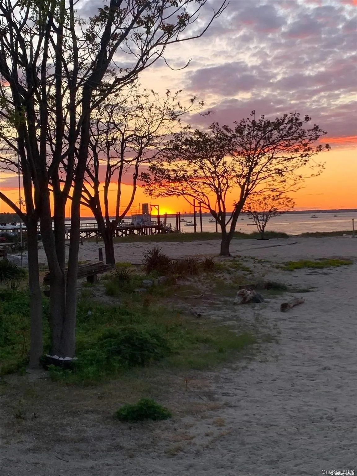 18 Shore Road, Oyster Bay, NY, 2 Bedrooms Bedrooms, 6 Rooms Rooms,1 BathroomBathrooms,Residential Lease,For Rent,Shore,0,1032894 18 Shore Road, Oyster Bay, NY, 2 Bedrooms Bedrooms, 6 Rooms Rooms,1 BathroomBathrooms,Residential Lease,For Rent,Shore,0,1032894
