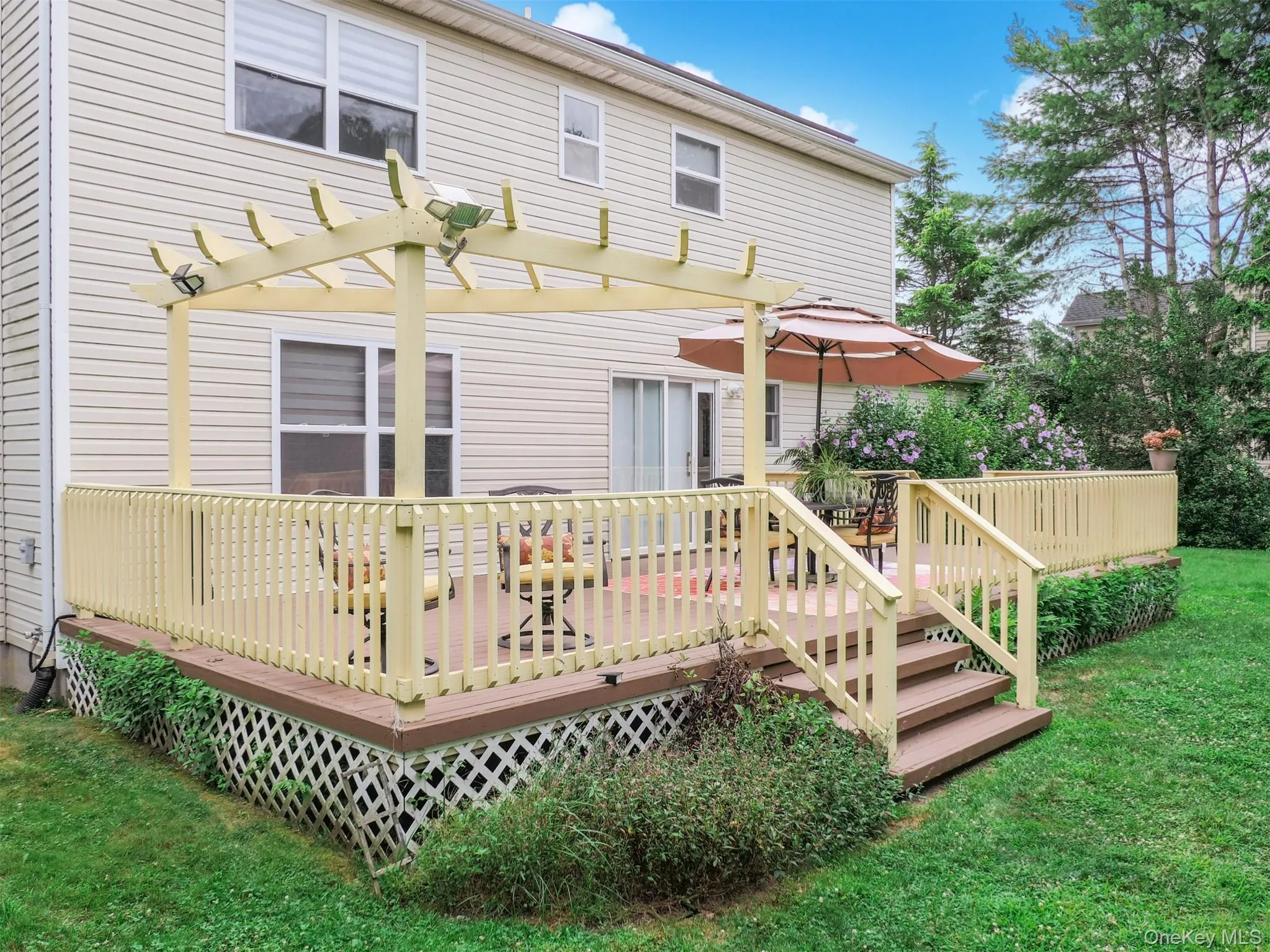 14 Southaven Drive, Brookhaven, NY, 4 Bedrooms Bedrooms, 8 Rooms Rooms,2 BathroomsBathrooms,Residential,For Rent,Southaven,0,1032898 14 Southaven Drive, Brookhaven, NY, 4 Bedrooms Bedrooms, 8 Rooms Rooms,2 BathroomsBathrooms,Residential,For Rent,Southaven,0,1032898