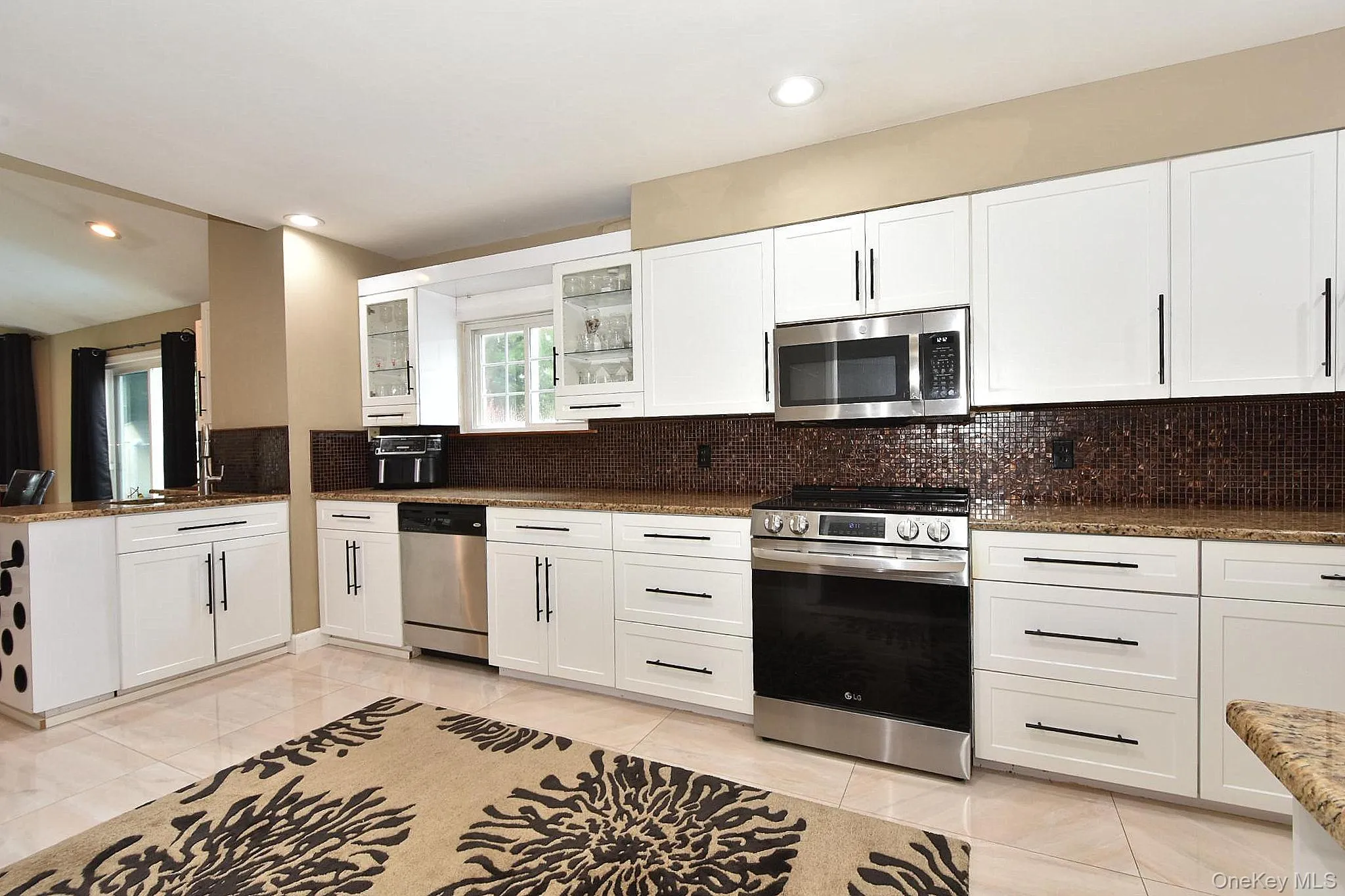 2224 Louis Kossuth Avenue, Islip, NY, 7 Bedrooms Bedrooms, 16 Rooms Rooms,4 BathroomsBathrooms,Residential,For Rent,Louis Kossuth,0,1032900 2224 Louis Kossuth Avenue, Islip, NY, 7 Bedrooms Bedrooms, 16 Rooms Rooms,4 BathroomsBathrooms,Residential,For Rent,Louis Kossuth,0,1032900