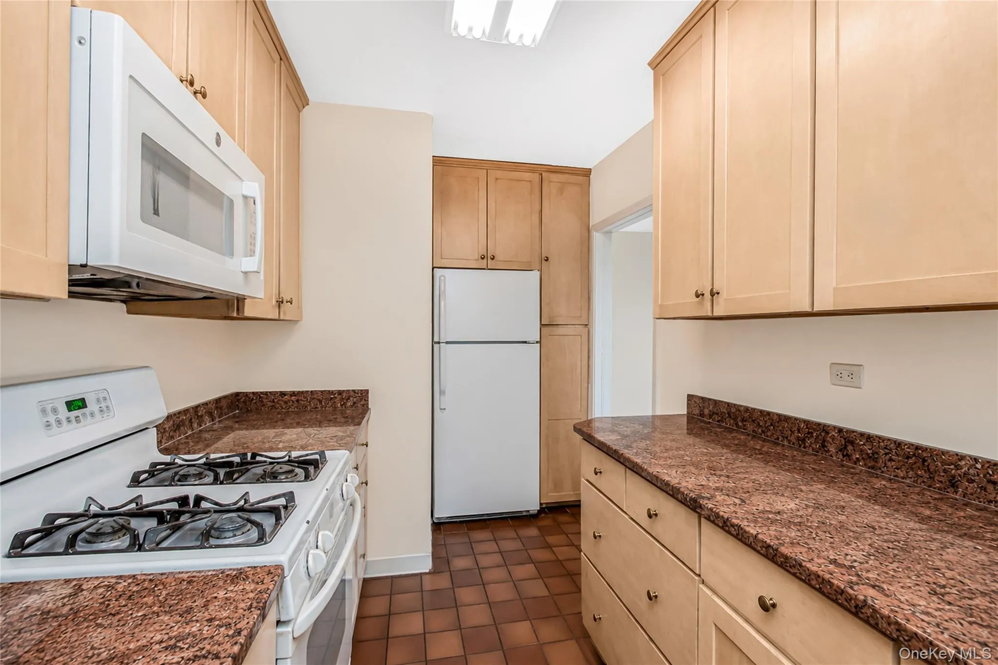 5900 Arlington Avenue, New York, NY, 2 Bedrooms Bedrooms, 4 Rooms Rooms,1 BathroomBathrooms,Residential,For Rent,Arlington,0,1032903 5900 Arlington Avenue, New York, NY, 2 Bedrooms Bedrooms, 4 Rooms Rooms,1 BathroomBathrooms,Residential,For Rent,Arlington,0,1032903