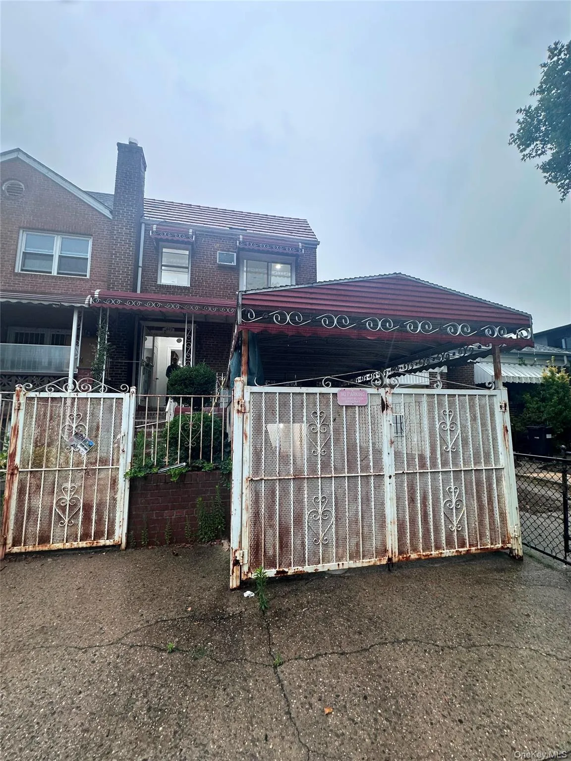2449 92nd Street, New York, NY, 4 Bedrooms Bedrooms, 7 Rooms Rooms,1 BathroomBathrooms,Residential,For Rent,92nd,0,1032908 2449 92nd Street, New York, NY, 4 Bedrooms Bedrooms, 7 Rooms Rooms,1 BathroomBathrooms,Residential,For Rent,92nd,0,1032908
