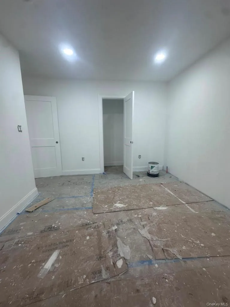 2449 92nd Street, New York, NY, 4 Bedrooms Bedrooms, 7 Rooms Rooms,1 BathroomBathrooms,Residential,For Rent,92nd,0,1032908 2449 92nd Street, New York, NY, 4 Bedrooms Bedrooms, 7 Rooms Rooms,1 BathroomBathrooms,Residential,For Rent,92nd,0,1032908