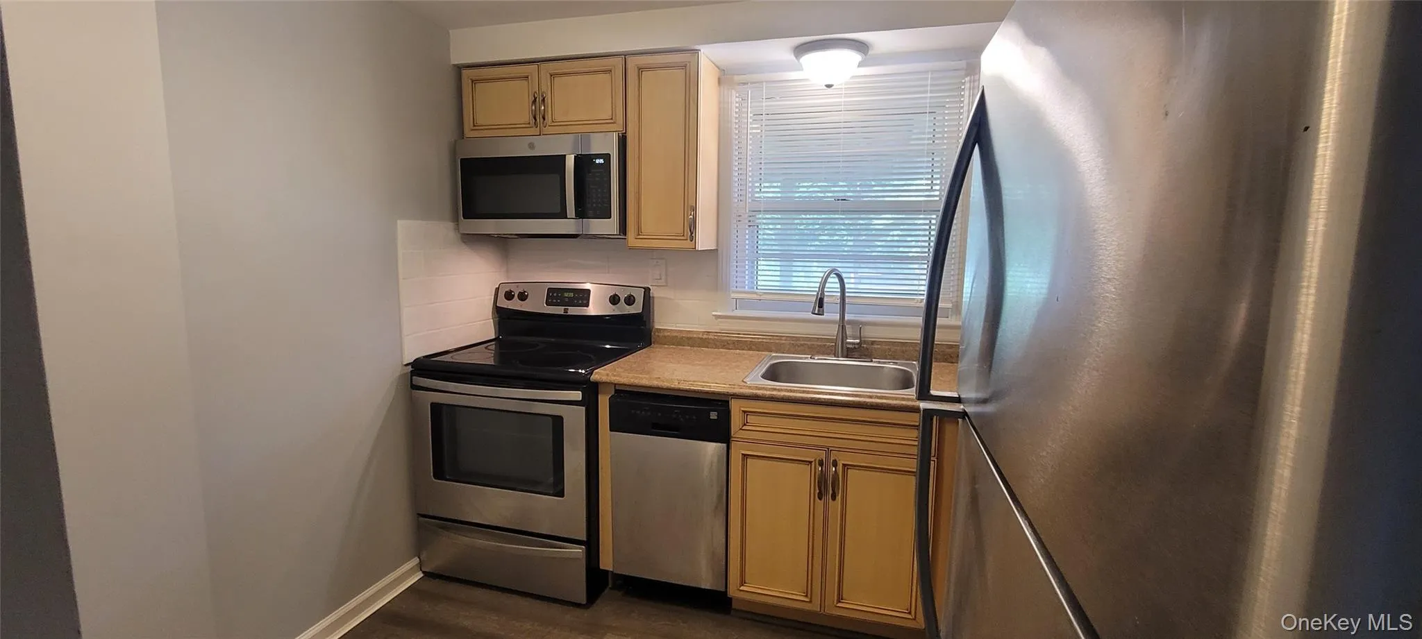 2542 Dock Road, Hempstead, NY, 1 Bedroom Bedrooms, 3 Rooms Rooms,1 BathroomBathrooms,Residential Lease,For Rent,Dock,0,1032909 2542 Dock Road, Hempstead, NY, 1 Bedroom Bedrooms, 3 Rooms Rooms,1 BathroomBathrooms,Residential Lease,For Rent,Dock,0,1032909