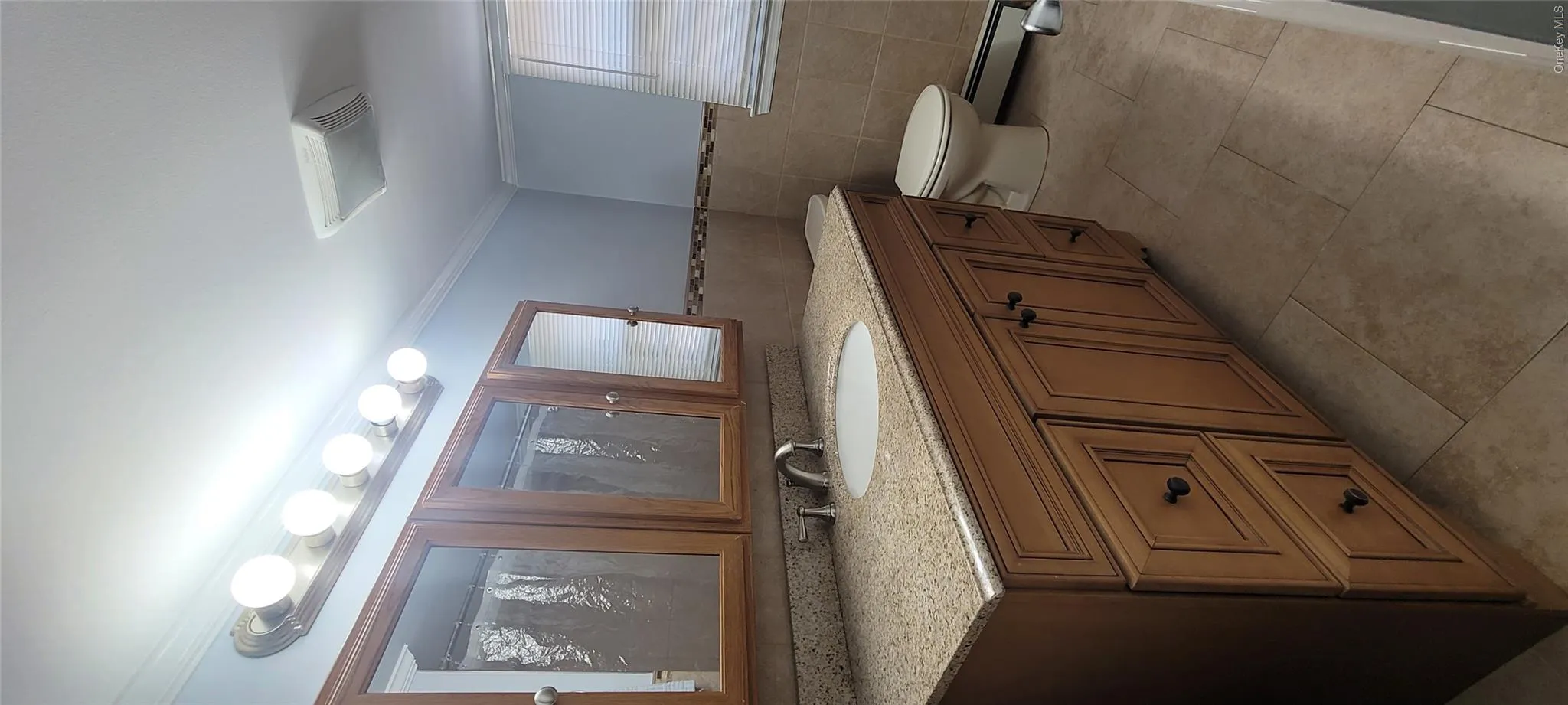 2542 Dock Road, Hempstead, NY, 1 Bedroom Bedrooms, 3 Rooms Rooms,1 BathroomBathrooms,Residential Lease,For Rent,Dock,0,1032909 2542 Dock Road, Hempstead, NY, 1 Bedroom Bedrooms, 3 Rooms Rooms,1 BathroomBathrooms,Residential Lease,For Rent,Dock,0,1032909