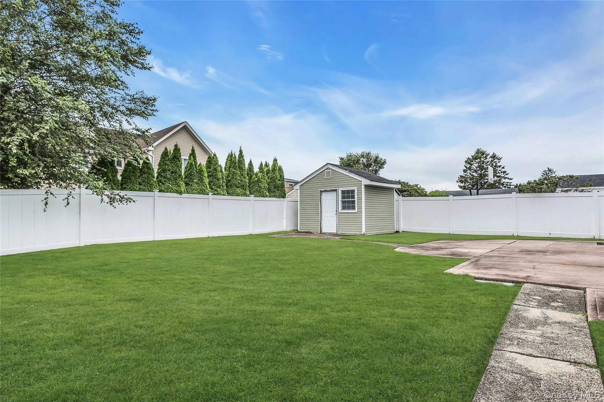 17 Blanche Street, Oyster Bay, NY, 3 Bedrooms Bedrooms, 5 Rooms Rooms,1 BathroomBathrooms,Residential,For Rent,Blanche,0,1032910 17 Blanche Street, Oyster Bay, NY, 3 Bedrooms Bedrooms, 5 Rooms Rooms,1 BathroomBathrooms,Residential,For Rent,Blanche,0,1032910