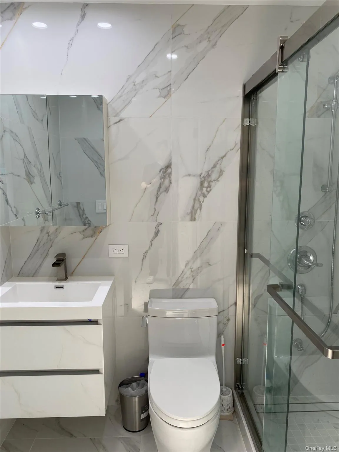 14114 Booth Memorial Avenue, New York, NY, 3 Bedrooms Bedrooms, 6 Rooms Rooms,2 BathroomsBathrooms,Residential Lease,For Rent,Booth Memorial,0,1032920 14114 Booth Memorial Avenue, New York, NY, 3 Bedrooms Bedrooms, 6 Rooms Rooms,2 BathroomsBathrooms,Residential Lease,For Rent,Booth Memorial,0,1032920