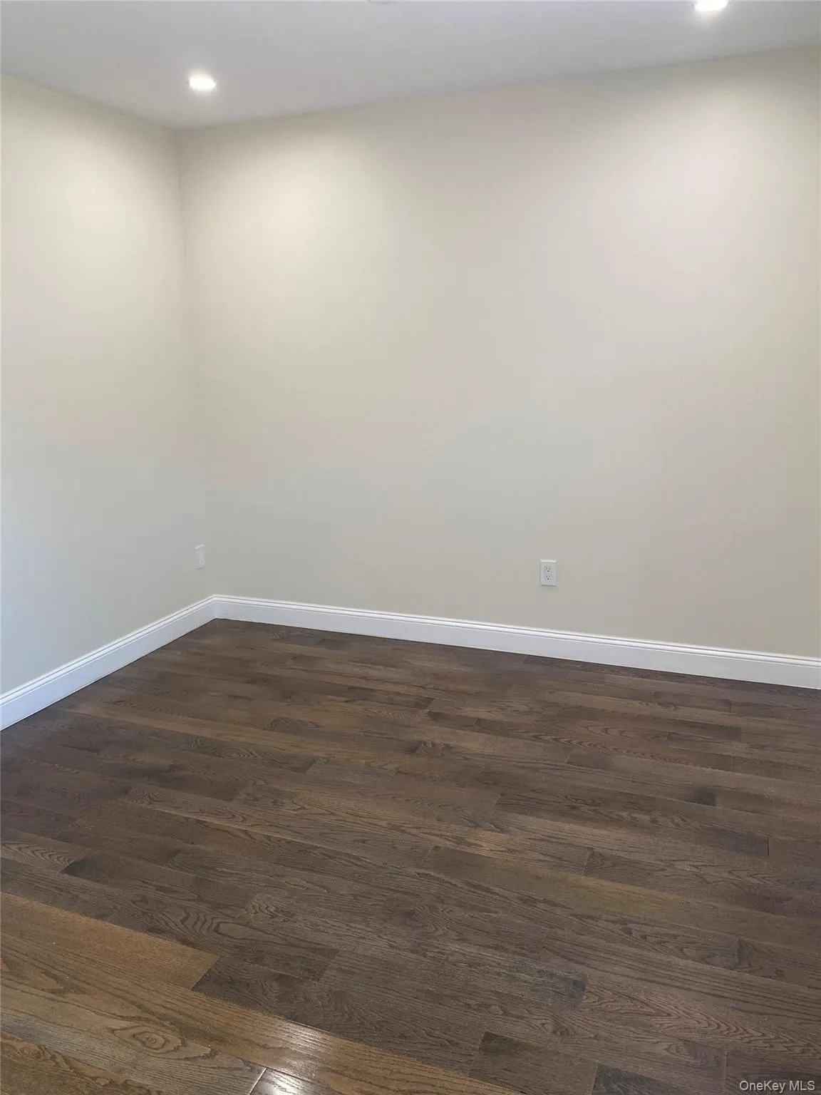 14114 Booth Memorial Avenue, New York, NY, 3 Bedrooms Bedrooms, 6 Rooms Rooms,2 BathroomsBathrooms,Residential Lease,For Rent,Booth Memorial,0,1032920 14114 Booth Memorial Avenue, New York, NY, 3 Bedrooms Bedrooms, 6 Rooms Rooms,2 BathroomsBathrooms,Residential Lease,For Rent,Booth Memorial,0,1032920