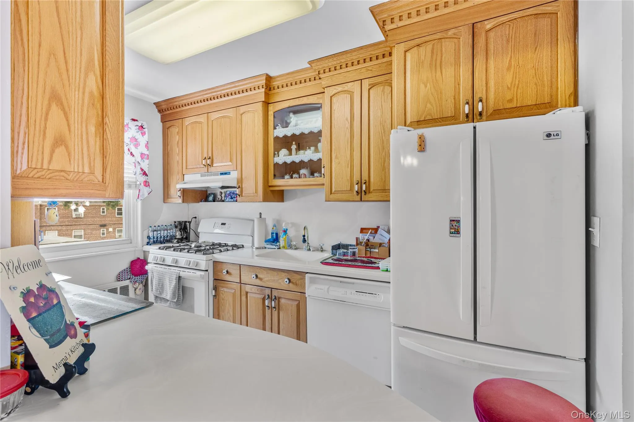 155-32 84th Street, New York, NY, 3 Bedrooms Bedrooms, 6 Rooms Rooms,2 BathroomsBathrooms,Residential,For Rent,84th,0,1032925 155-32 84th Street, New York, NY, 3 Bedrooms Bedrooms, 6 Rooms Rooms,2 BathroomsBathrooms,Residential,For Rent,84th,0,1032925