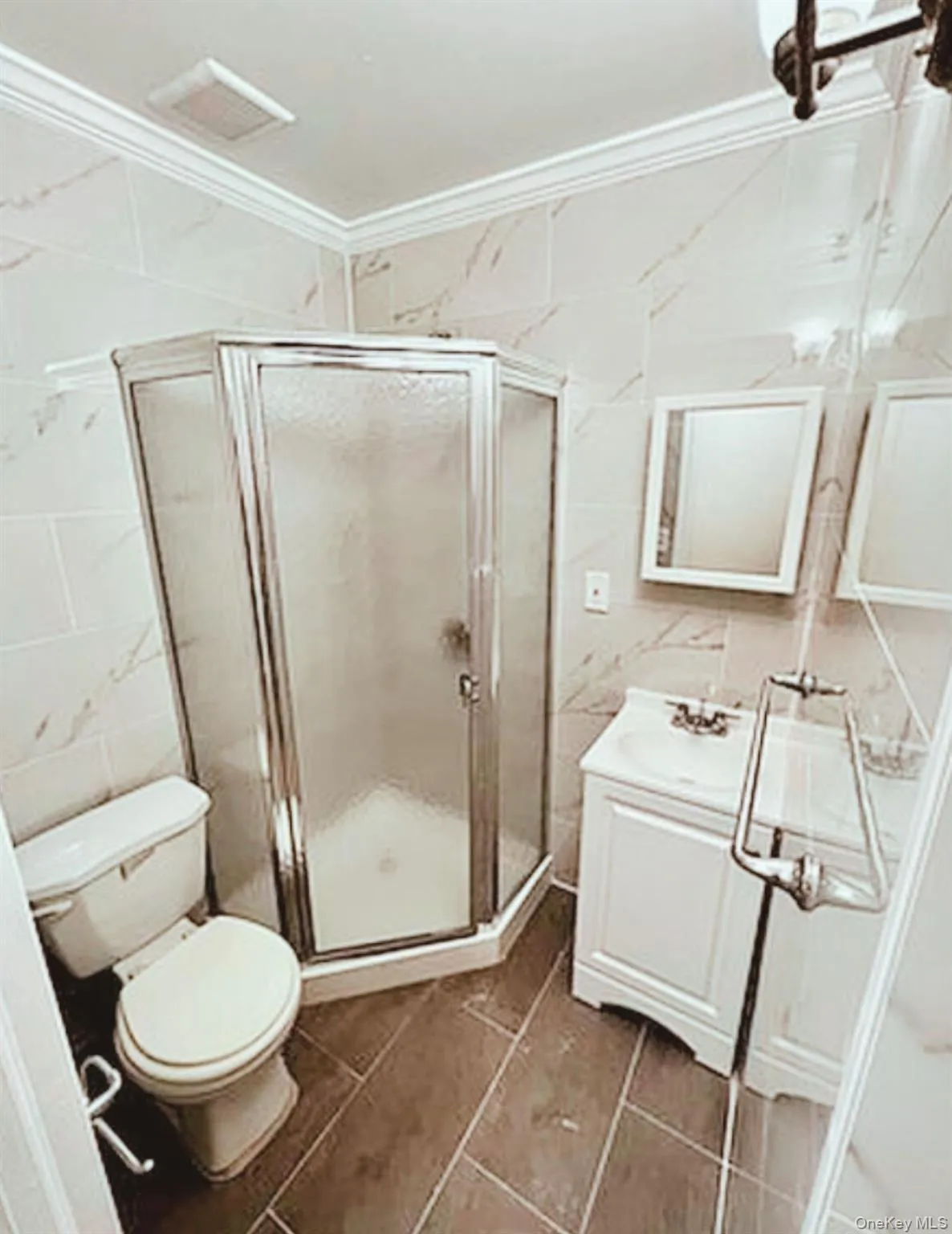 6422 Wetherole Street, New York, NY, 2 Bedrooms Bedrooms, 3 Rooms Rooms,2 BathroomsBathrooms,Residential Lease,For Rent,Wetherole,0,1032927 6422 Wetherole Street, New York, NY, 2 Bedrooms Bedrooms, 3 Rooms Rooms,2 BathroomsBathrooms,Residential Lease,For Rent,Wetherole,0,1032927