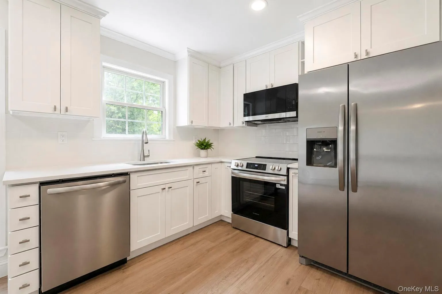 11 Bates Lane, Brookhaven, NY, 4 Bedrooms Bedrooms, 6 Rooms Rooms,2 BathroomsBathrooms,Residential,For Rent,Bates,0,1032928 11 Bates Lane, Brookhaven, NY, 4 Bedrooms Bedrooms, 6 Rooms Rooms,2 BathroomsBathrooms,Residential,For Rent,Bates,0,1032928