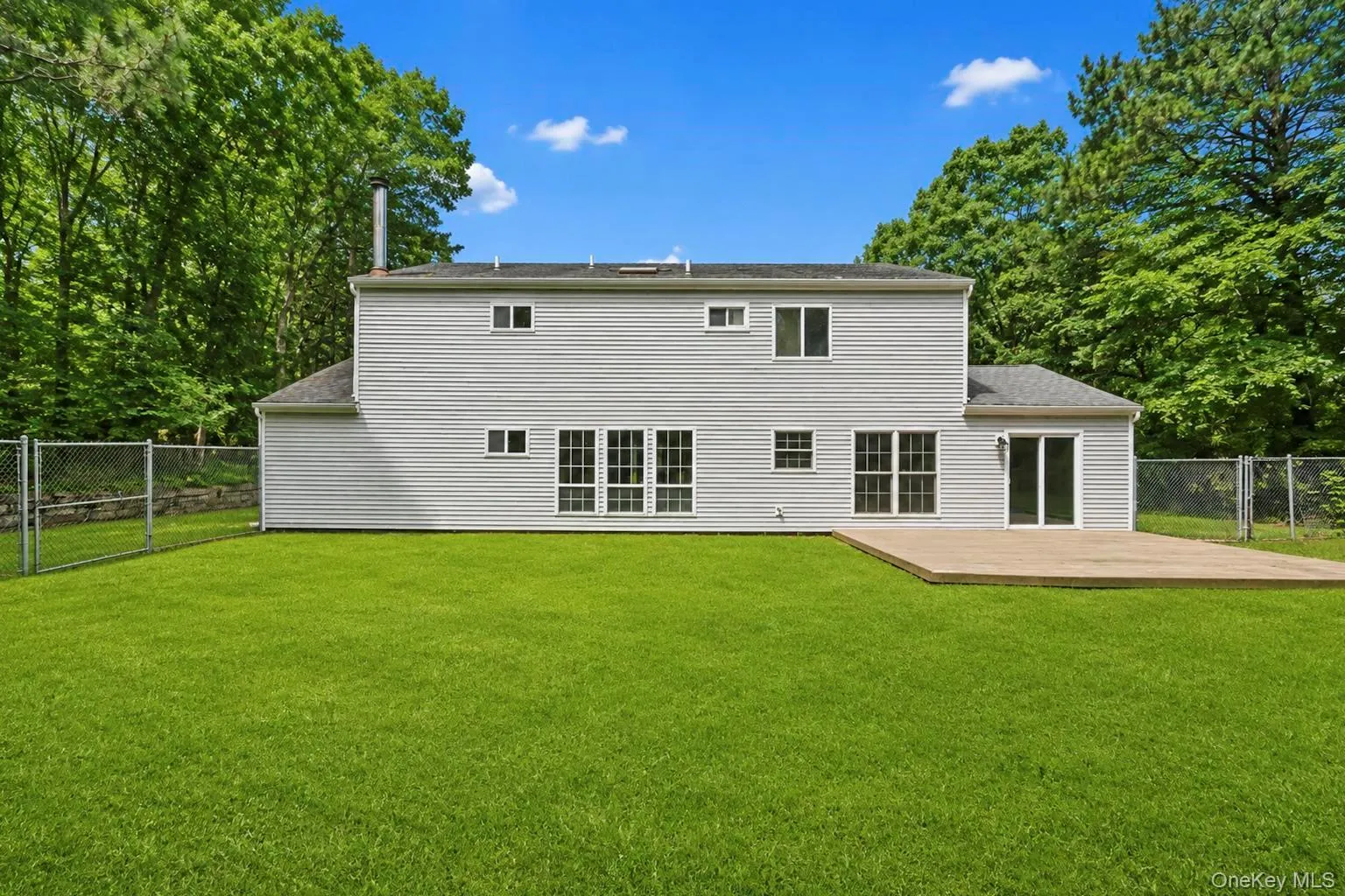 11 Bates Lane, Brookhaven, NY, 4 Bedrooms Bedrooms, 6 Rooms Rooms,2 BathroomsBathrooms,Residential,For Rent,Bates,0,1032928 11 Bates Lane, Brookhaven, NY, 4 Bedrooms Bedrooms, 6 Rooms Rooms,2 BathroomsBathrooms,Residential,For Rent,Bates,0,1032928