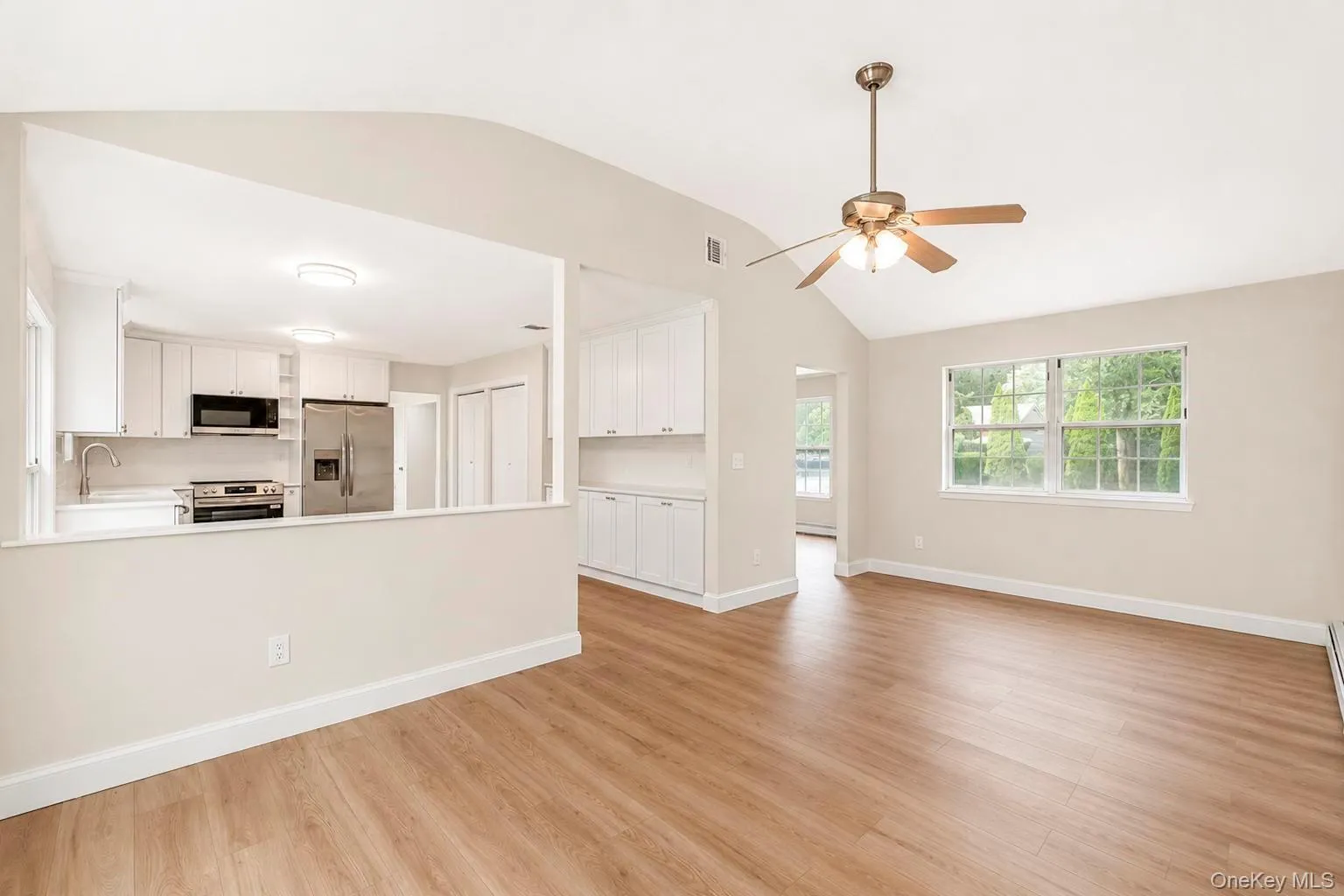 11 Bates Lane, Brookhaven, NY, 4 Bedrooms Bedrooms, 6 Rooms Rooms,2 BathroomsBathrooms,Residential,For Rent,Bates,0,1032928 11 Bates Lane, Brookhaven, NY, 4 Bedrooms Bedrooms, 6 Rooms Rooms,2 BathroomsBathrooms,Residential,For Rent,Bates,0,1032928