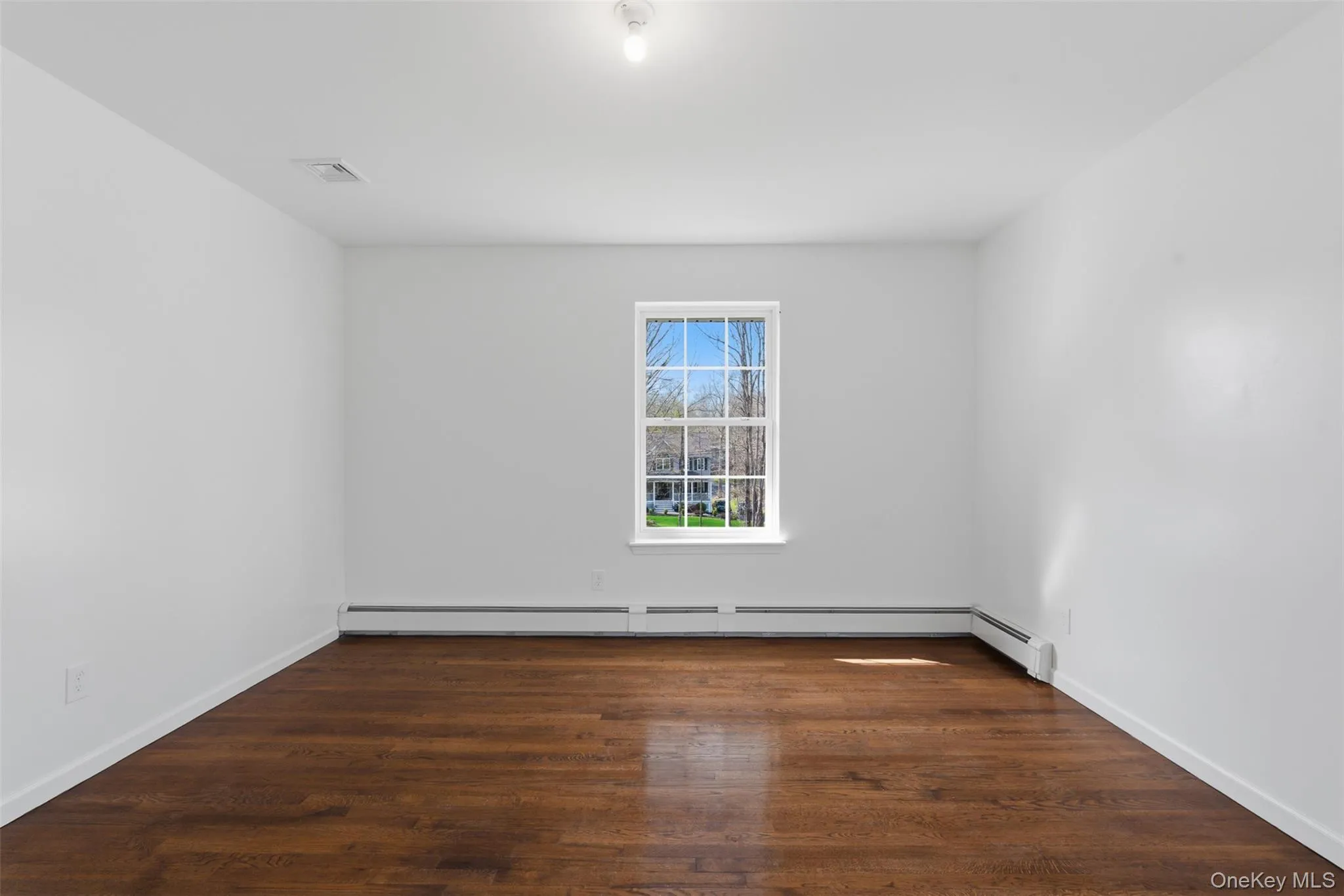 600 Twin Arch Road, New Windsor, NY, 3 Bedrooms Bedrooms, 7 Rooms Rooms,3 BathroomsBathrooms,Residential,For Rent,Twin Arch,0,1032934 600 Twin Arch Road, New Windsor, NY, 3 Bedrooms Bedrooms, 7 Rooms Rooms,3 BathroomsBathrooms,Residential,For Rent,Twin Arch,0,1032934
