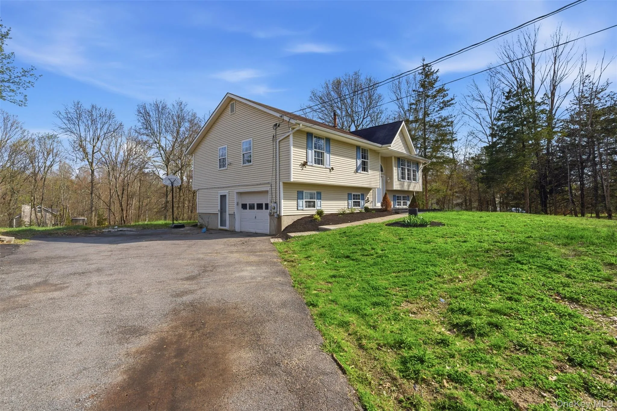 600 Twin Arch Road, New Windsor, NY, 3 Bedrooms Bedrooms, 7 Rooms Rooms,3 BathroomsBathrooms,Residential,For Rent,Twin Arch,0,1032934 600 Twin Arch Road, New Windsor, NY, 3 Bedrooms Bedrooms, 7 Rooms Rooms,3 BathroomsBathrooms,Residential,For Rent,Twin Arch,0,1032934