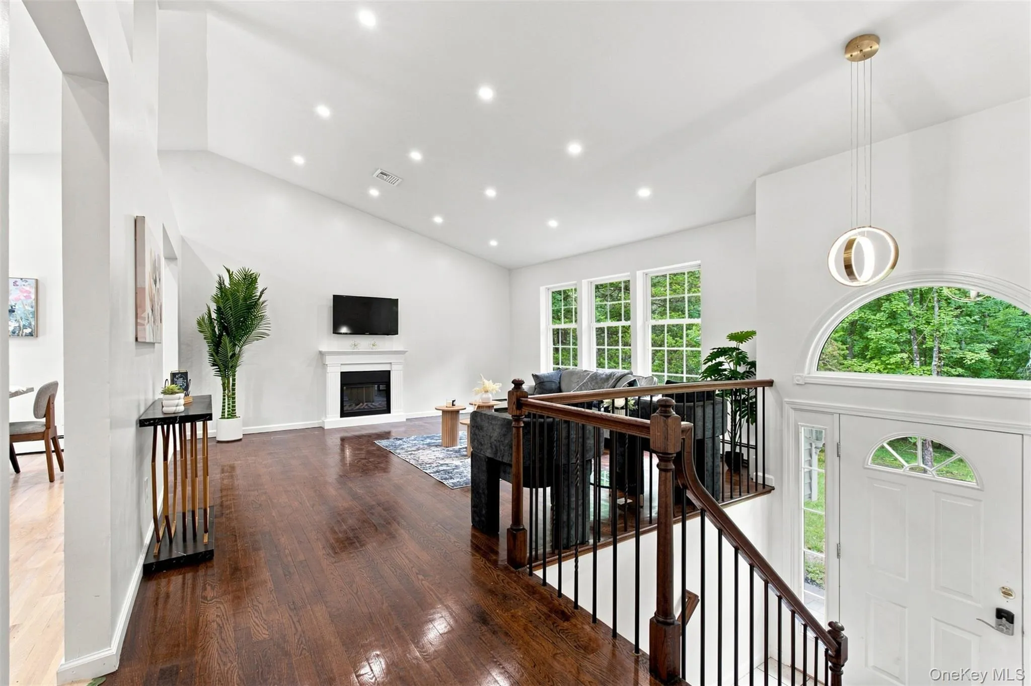 600 Twin Arch Road, New Windsor, NY, 3 Bedrooms Bedrooms, 7 Rooms Rooms,3 BathroomsBathrooms,Residential,For Rent,Twin Arch,0,1032934 600 Twin Arch Road, New Windsor, NY, 3 Bedrooms Bedrooms, 7 Rooms Rooms,3 BathroomsBathrooms,Residential,For Rent,Twin Arch,0,1032934
