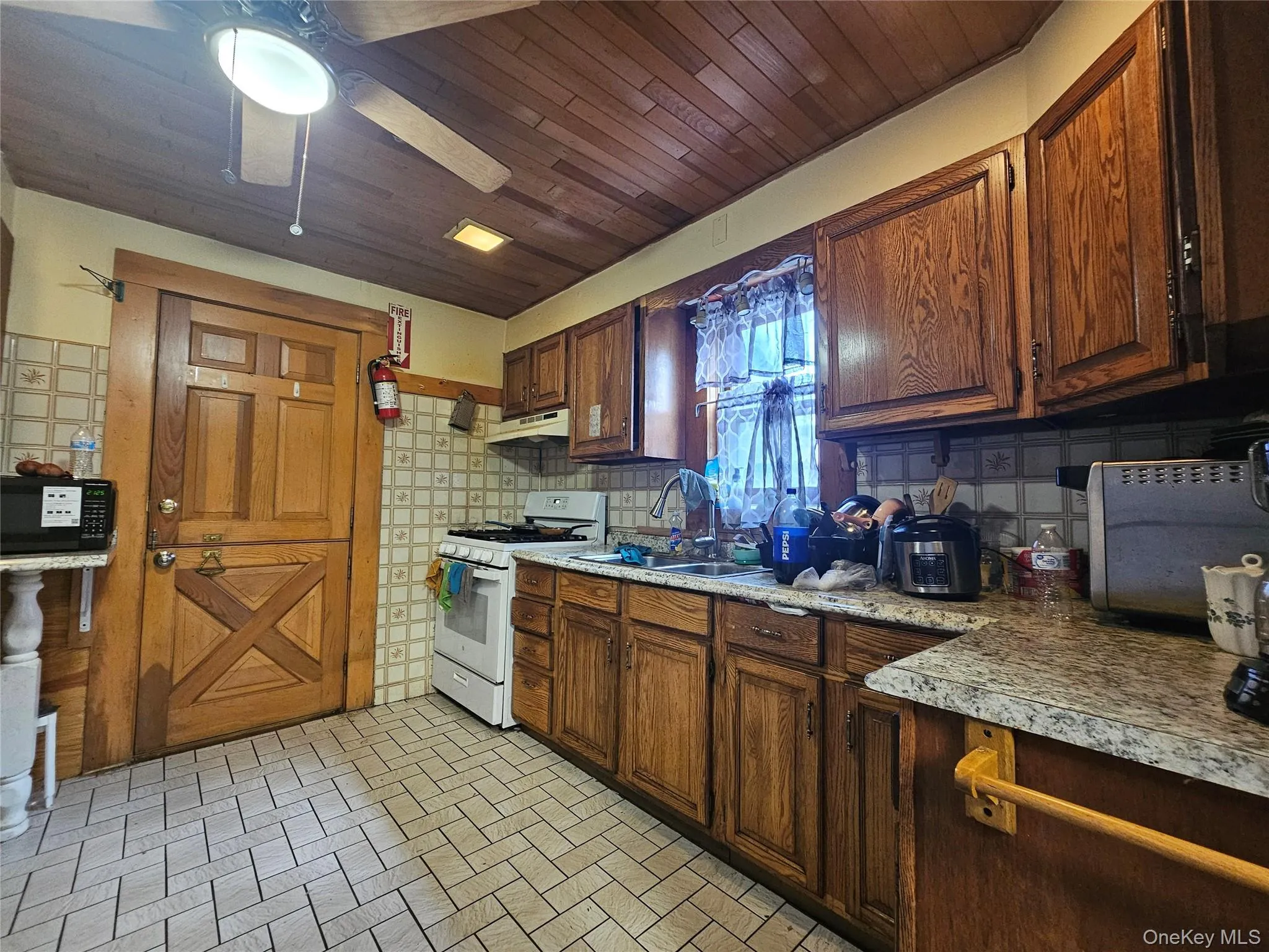 23 Harrison Street, Middletown, NY, 3 Bedrooms Bedrooms, 7 Rooms Rooms,1 BathroomBathrooms,Residential,For Rent,Harrison,0,1032936 23 Harrison Street, Middletown, NY, 3 Bedrooms Bedrooms, 7 Rooms Rooms,1 BathroomBathrooms,Residential,For Rent,Harrison,0,1032936