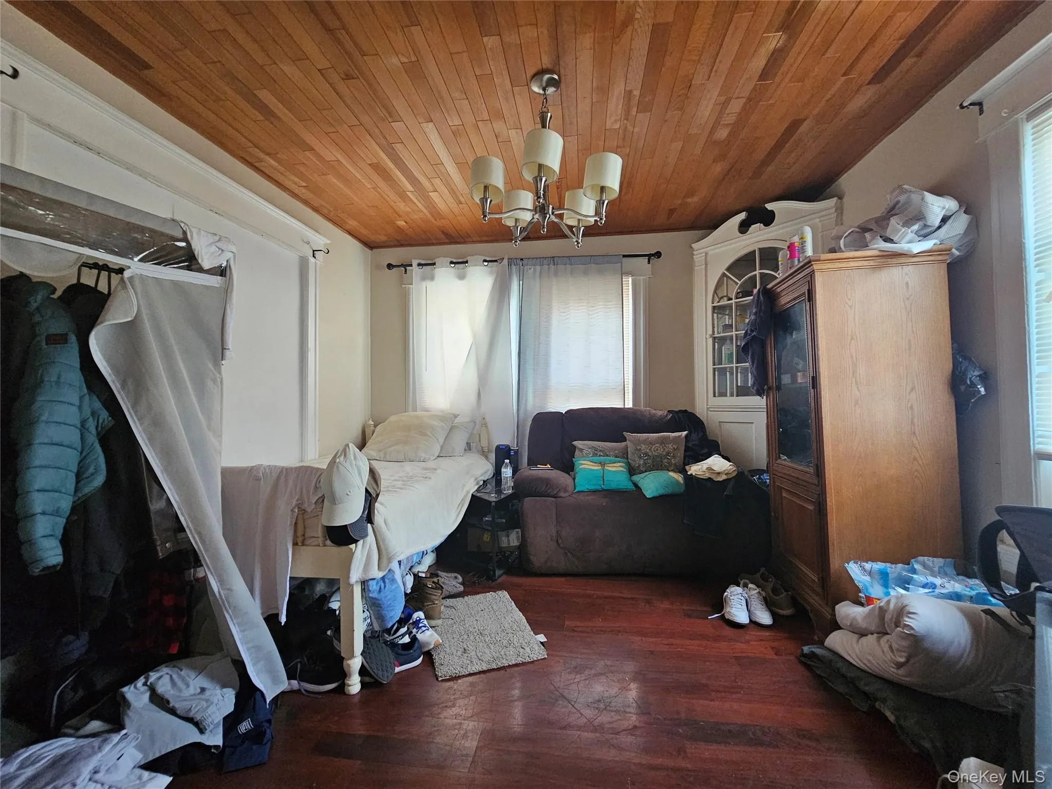 23 Harrison Street, Middletown, NY, 3 Bedrooms Bedrooms, 7 Rooms Rooms,1 BathroomBathrooms,Residential,For Rent,Harrison,0,1032936 23 Harrison Street, Middletown, NY, 3 Bedrooms Bedrooms, 7 Rooms Rooms,1 BathroomBathrooms,Residential,For Rent,Harrison,0,1032936