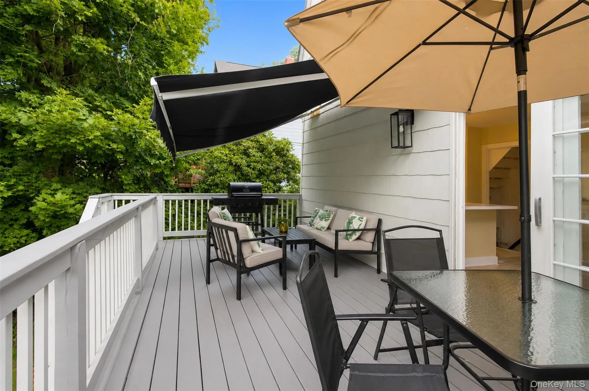21 Shuit Place, Woodbury, NY, 3 Bedrooms Bedrooms, 6 Rooms Rooms,1 BathroomBathrooms,Residential,For Rent,Shuit,0,1032942 21 Shuit Place, Woodbury, NY, 3 Bedrooms Bedrooms, 6 Rooms Rooms,1 BathroomBathrooms,Residential,For Rent,Shuit,0,1032942