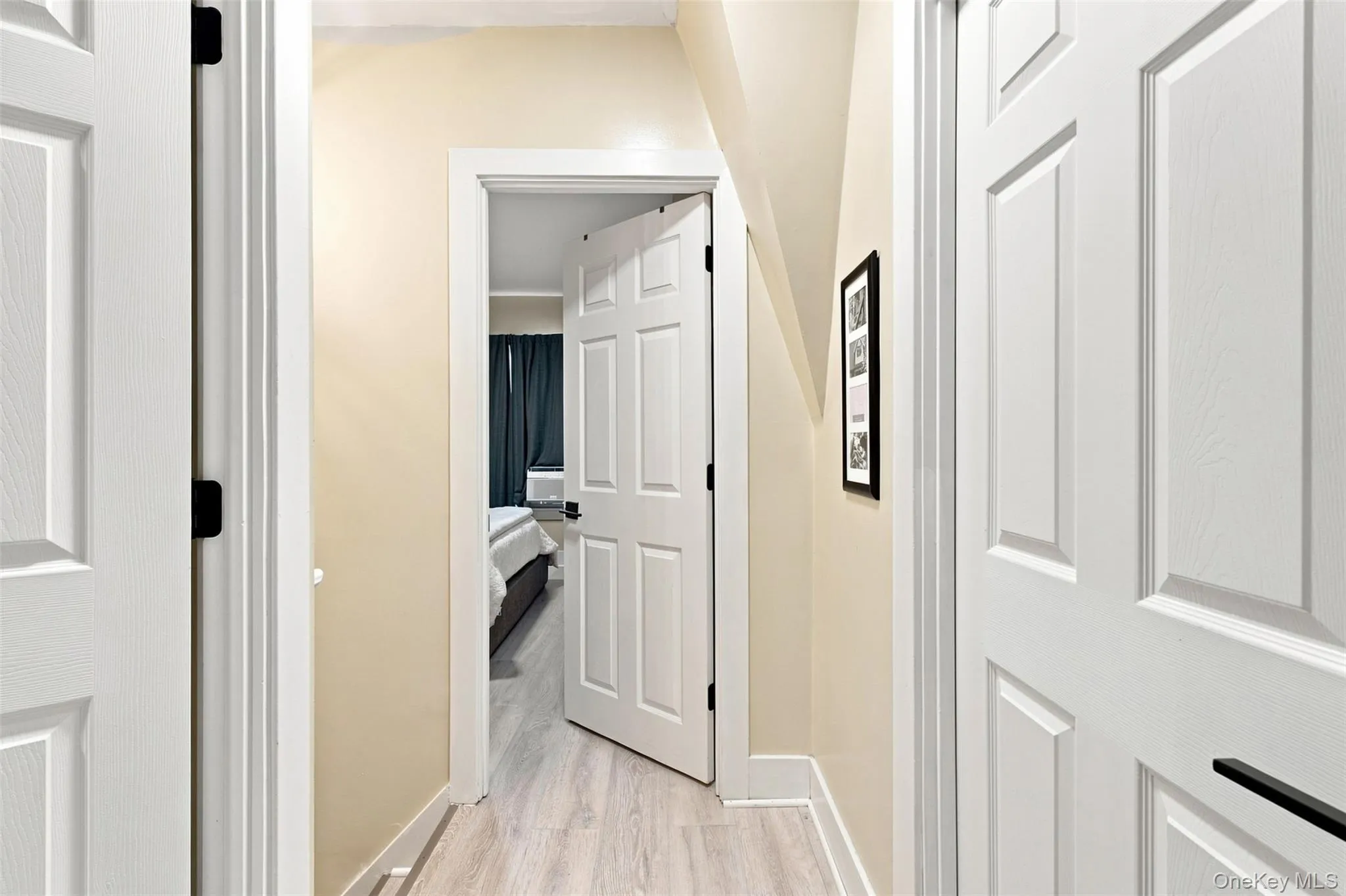 21 Shuit Place, Woodbury, NY, 3 Bedrooms Bedrooms, 6 Rooms Rooms,1 BathroomBathrooms,Residential,For Rent,Shuit,0,1032942 21 Shuit Place, Woodbury, NY, 3 Bedrooms Bedrooms, 6 Rooms Rooms,1 BathroomBathrooms,Residential,For Rent,Shuit,0,1032942