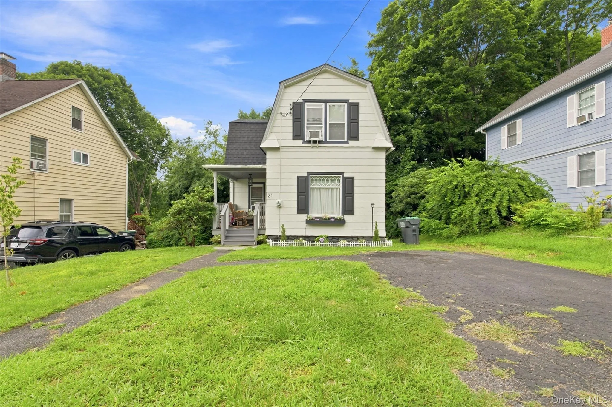 21 Shuit Place, Woodbury, NY, 3 Bedrooms Bedrooms, 6 Rooms Rooms,1 BathroomBathrooms,Residential,For Rent,Shuit,0,1032942 21 Shuit Place, Woodbury, NY, 3 Bedrooms Bedrooms, 6 Rooms Rooms,1 BathroomBathrooms,Residential,For Rent,Shuit,0,1032942