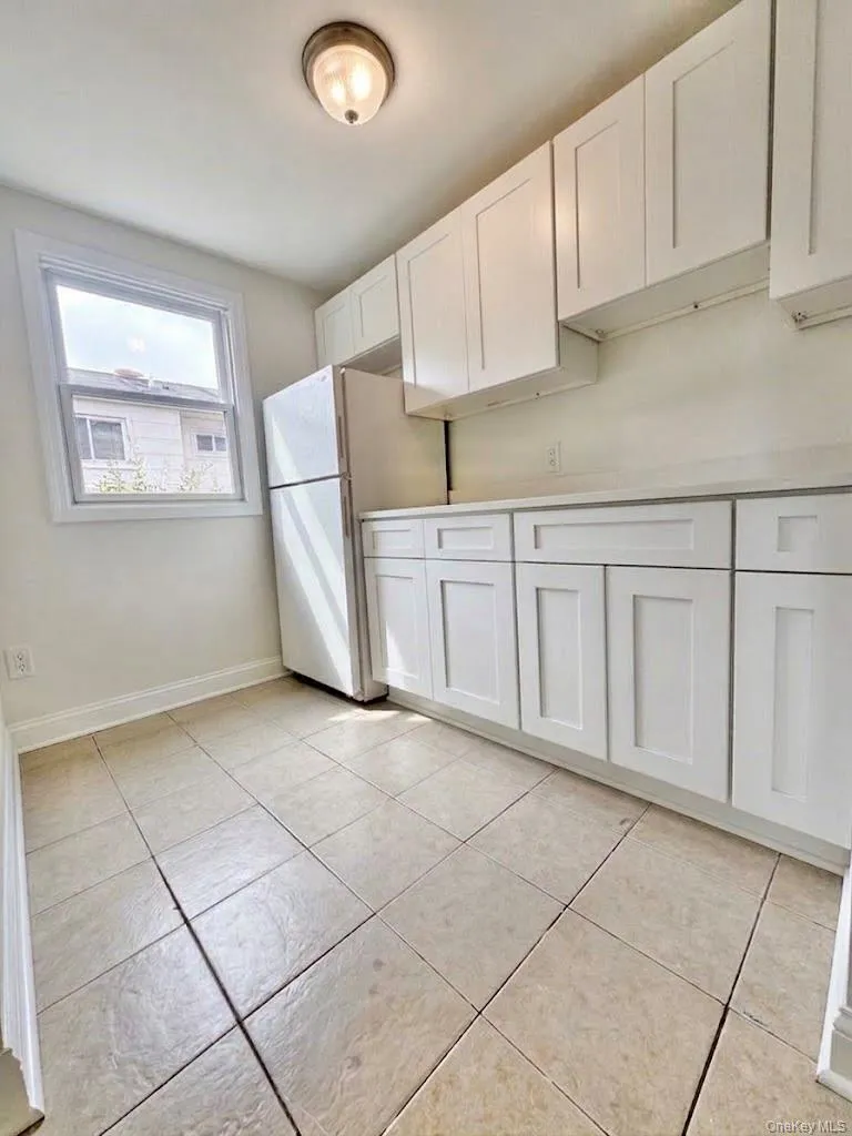 Versatile room with additional custom cabinetry and flexible space, providing plenty of options Versatile room with additional custom cabinetry and flexible space, providing plenty of options