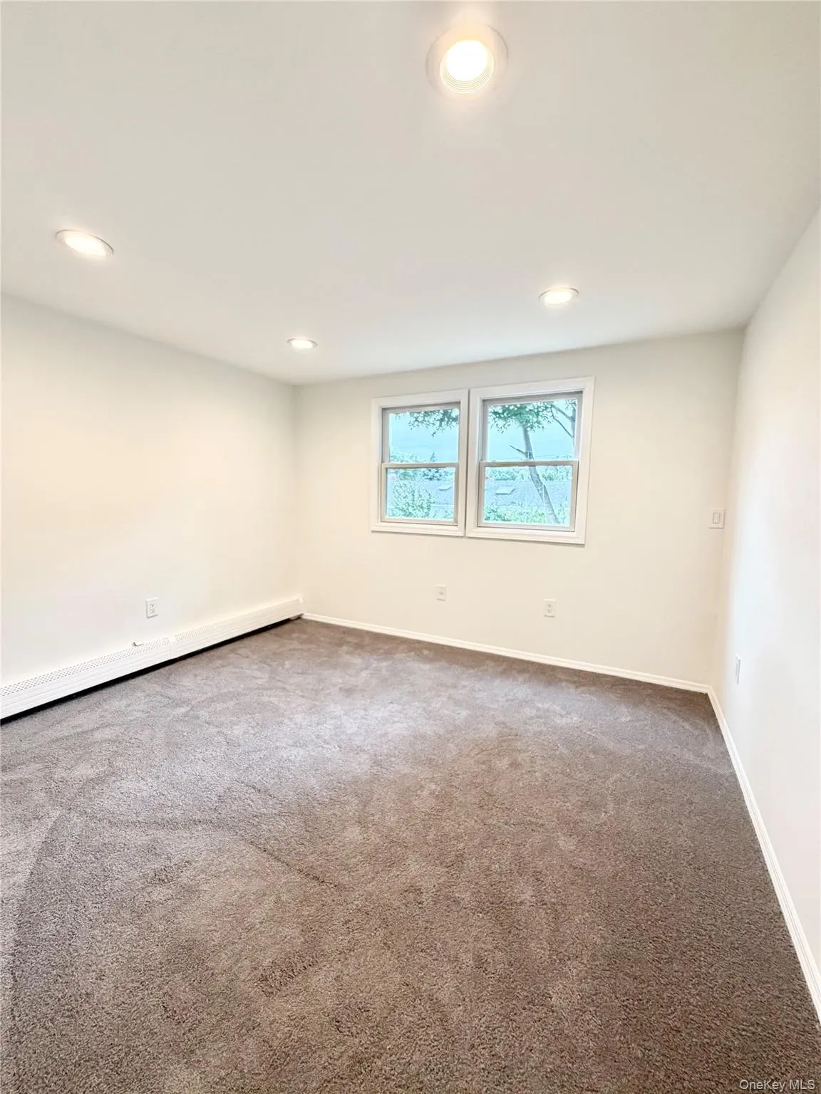 Spacious 3rd bedroom with closet space. Spacious 3rd bedroom with closet space.