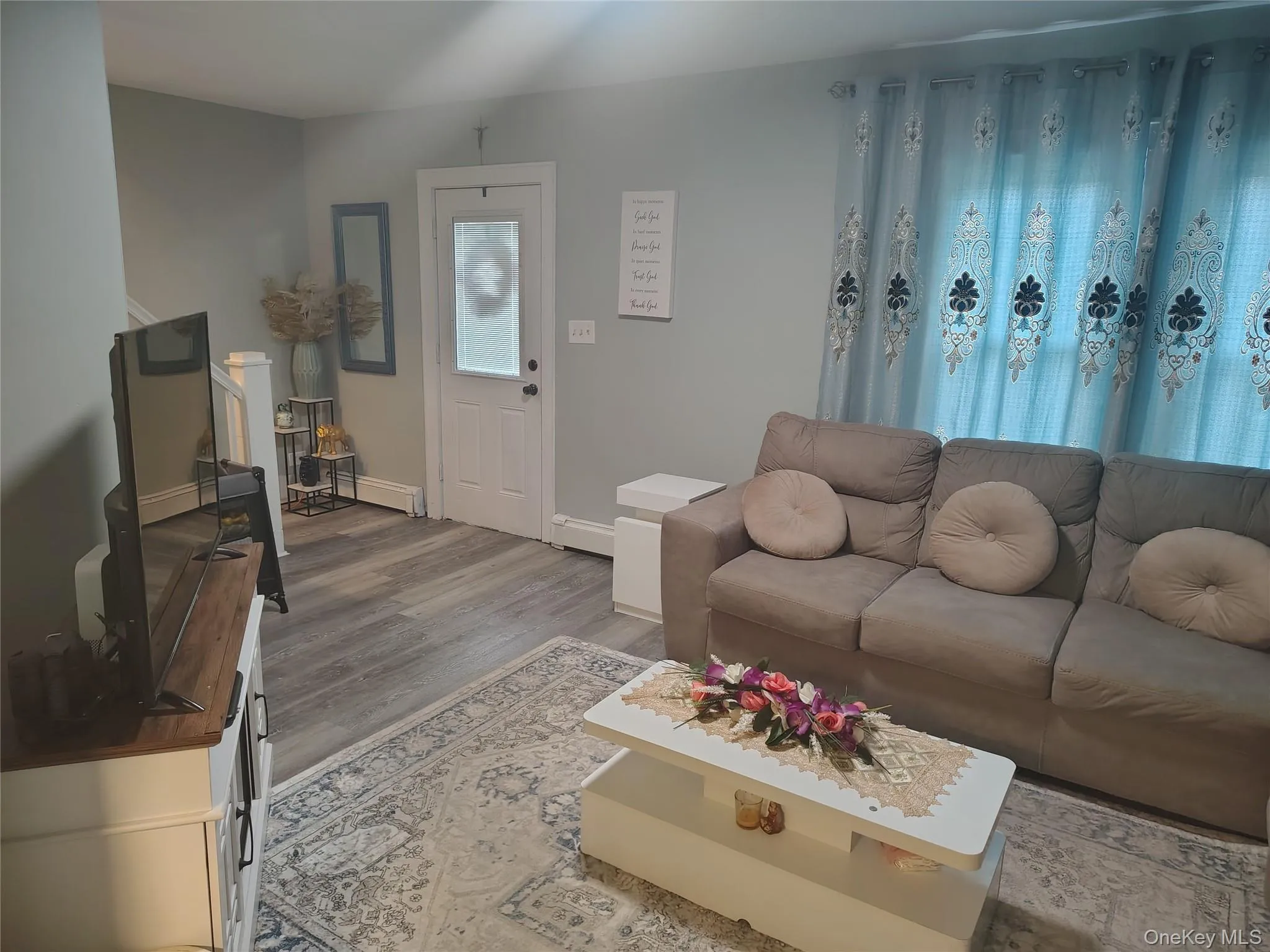 12 Emma Street, Liberty, NY, 3 Bedrooms Bedrooms, 6 Rooms Rooms,1 BathroomBathrooms,Residential,For Rent,Emma,0,1032950 12 Emma Street, Liberty, NY, 3 Bedrooms Bedrooms, 6 Rooms Rooms,1 BathroomBathrooms,Residential,For Rent,Emma,0,1032950