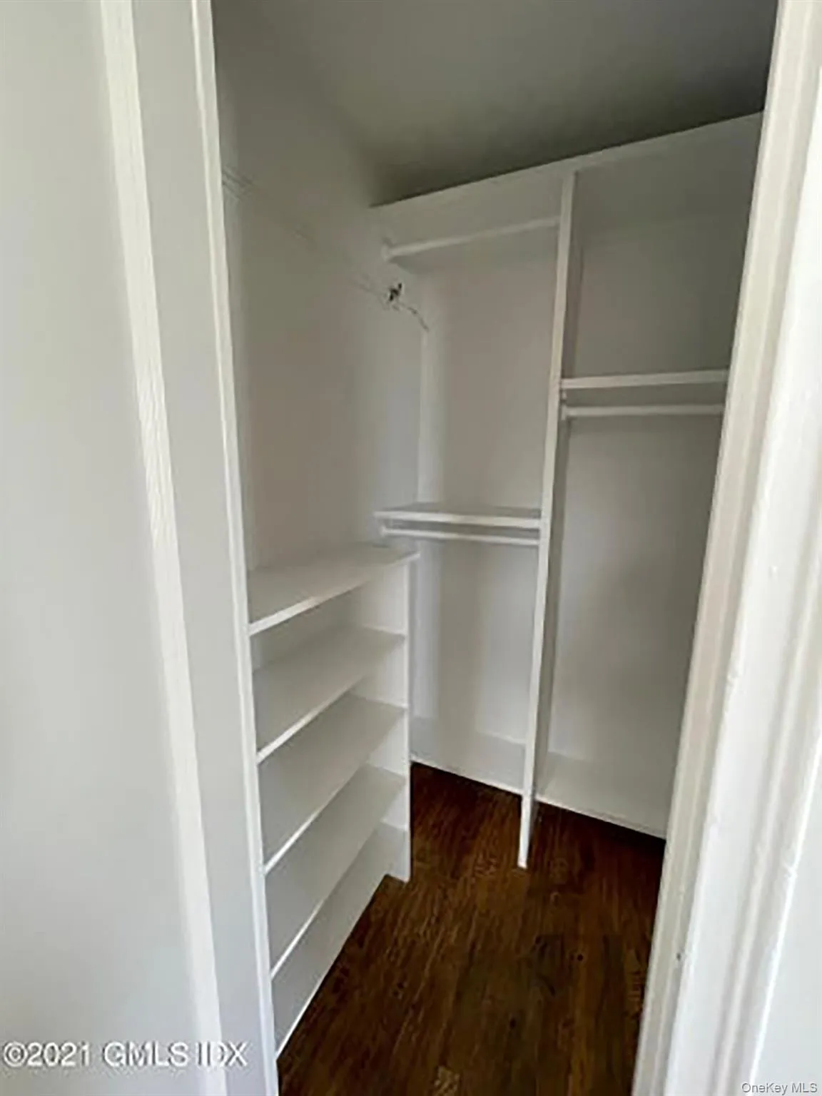 271 Greenwich Avenue, Greenwich, CT, 1 Bedroom Bedrooms, 4 Room Rooms,1 BathroomBathrooms,Residential Lease,For Rent,Greenwich,0,1032951 271 Greenwich Avenue, Greenwich, CT, 1 Bedroom Bedrooms, 4 Room Rooms,1 BathroomBathrooms,Residential Lease,For Rent,Greenwich,0,1032951