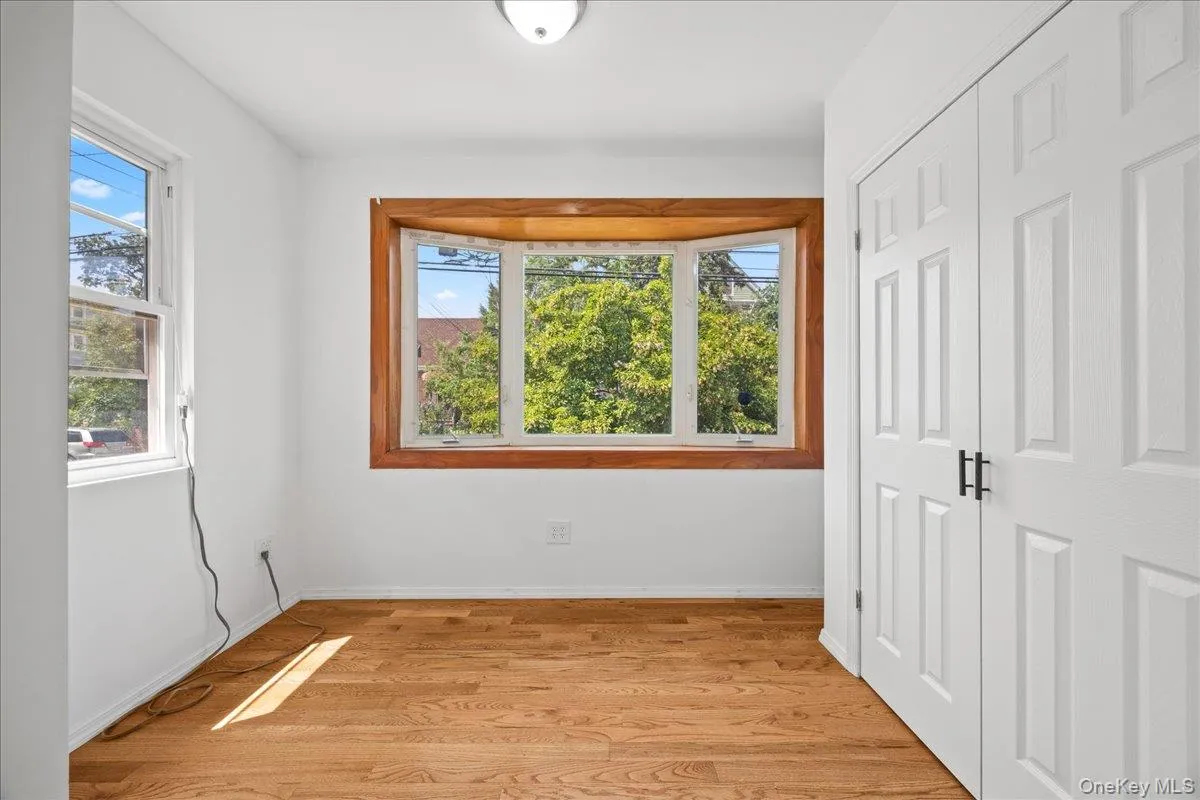 4084 Seton Avenue, New York, NY, 3 Bedrooms Bedrooms, 8 Rooms Rooms,3 BathroomsBathrooms,Residential,For Rent,Seton,0,1032952 4084 Seton Avenue, New York, NY, 3 Bedrooms Bedrooms, 8 Rooms Rooms,3 BathroomsBathrooms,Residential,For Rent,Seton,0,1032952