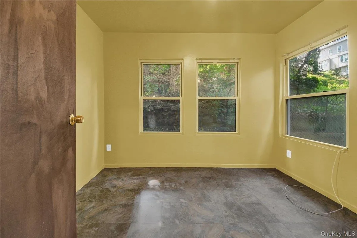 89 Saratoga Avenue, Yonkers, NY, 4 Bedrooms Bedrooms, 5 Rooms Rooms,1 BathroomBathrooms,Residential Lease,For Rent,Saratoga,0,1032955 89 Saratoga Avenue, Yonkers, NY, 4 Bedrooms Bedrooms, 5 Rooms Rooms,1 BathroomBathrooms,Residential Lease,For Rent,Saratoga,0,1032955