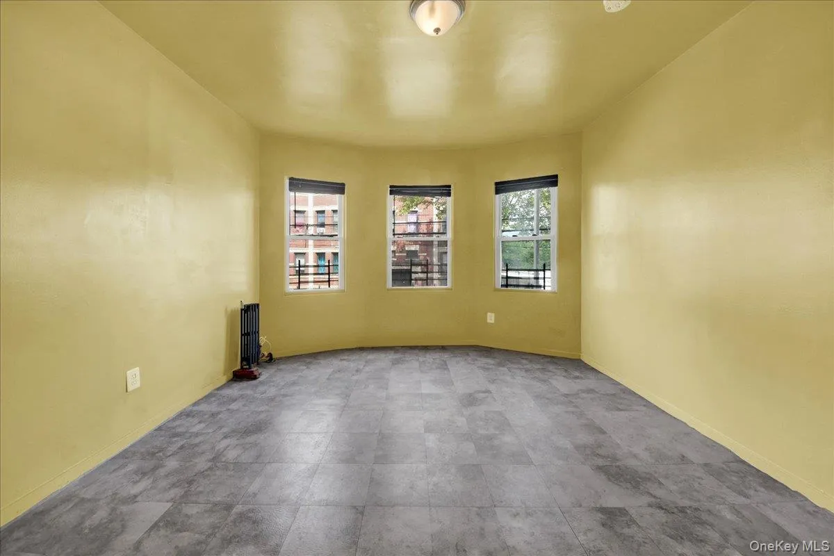 89 Saratoga Avenue, Yonkers, NY, 4 Bedrooms Bedrooms, 5 Rooms Rooms,1 BathroomBathrooms,Residential Lease,For Rent,Saratoga,0,1032955 89 Saratoga Avenue, Yonkers, NY, 4 Bedrooms Bedrooms, 5 Rooms Rooms,1 BathroomBathrooms,Residential Lease,For Rent,Saratoga,0,1032955