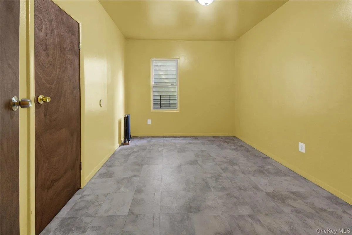 89 Saratoga Avenue, Yonkers, NY, 4 Bedrooms Bedrooms, 5 Rooms Rooms,1 BathroomBathrooms,Residential Lease,For Rent,Saratoga,0,1032955 89 Saratoga Avenue, Yonkers, NY, 4 Bedrooms Bedrooms, 5 Rooms Rooms,1 BathroomBathrooms,Residential Lease,For Rent,Saratoga,0,1032955