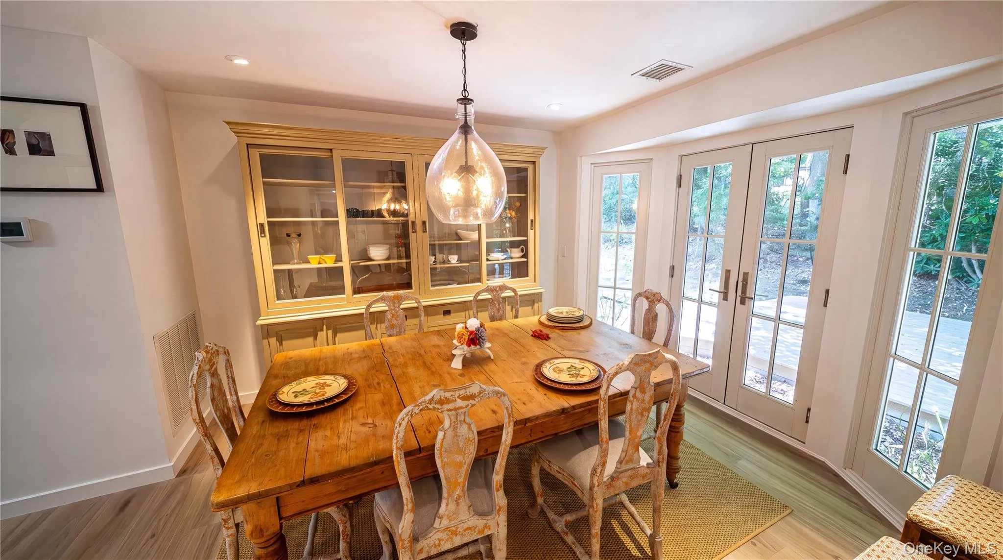 36 Breezy Drive, Southampton, NY, 4 Bedrooms Bedrooms, 11 Rooms Rooms,3 BathroomsBathrooms,Residential,For Rent,Breezy,0,1032956 36 Breezy Drive, Southampton, NY, 4 Bedrooms Bedrooms, 11 Rooms Rooms,3 BathroomsBathrooms,Residential,For Rent,Breezy,0,1032956