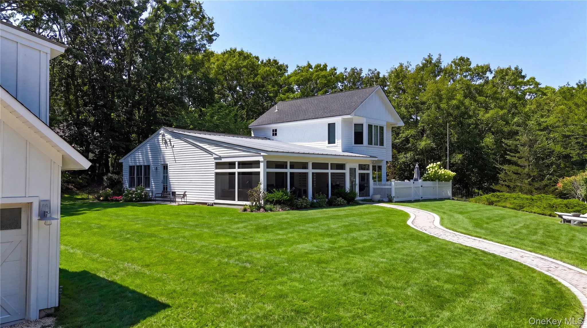 36 Breezy Drive, Southampton, NY, 4 Bedrooms Bedrooms, 11 Rooms Rooms,3 BathroomsBathrooms,Residential,For Rent,Breezy,0,1032956 36 Breezy Drive, Southampton, NY, 4 Bedrooms Bedrooms, 11 Rooms Rooms,3 BathroomsBathrooms,Residential,For Rent,Breezy,0,1032956