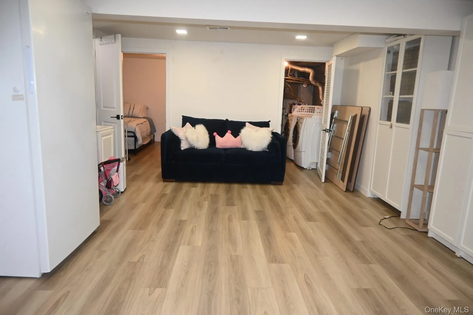 18 Alan Road, Ramapo, NY, 3 Bedrooms Bedrooms, 6 Rooms Rooms,2 BathroomsBathrooms,Residential,For Rent,Alan,0,1032957 18 Alan Road, Ramapo, NY, 3 Bedrooms Bedrooms, 6 Rooms Rooms,2 BathroomsBathrooms,Residential,For Rent,Alan,0,1032957