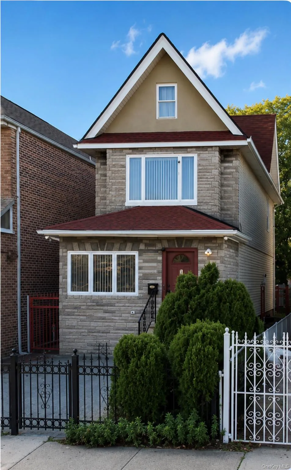 1986 Troy Avenue, New York, NY, 4 Bedrooms Bedrooms, 8 Rooms Rooms,3 BathroomsBathrooms,Residential,For Rent,Troy,0,1032958 1986 Troy Avenue, New York, NY, 4 Bedrooms Bedrooms, 8 Rooms Rooms,3 BathroomsBathrooms,Residential,For Rent,Troy,0,1032958