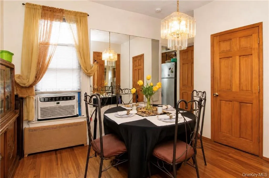 123 Milford Street, New York, NY, 3 Bedrooms Bedrooms, 6 Rooms Rooms,1 BathroomBathrooms,Residential,For Rent,Milford,0,1032959 123 Milford Street, New York, NY, 3 Bedrooms Bedrooms, 6 Rooms Rooms,1 BathroomBathrooms,Residential,For Rent,Milford,0,1032959